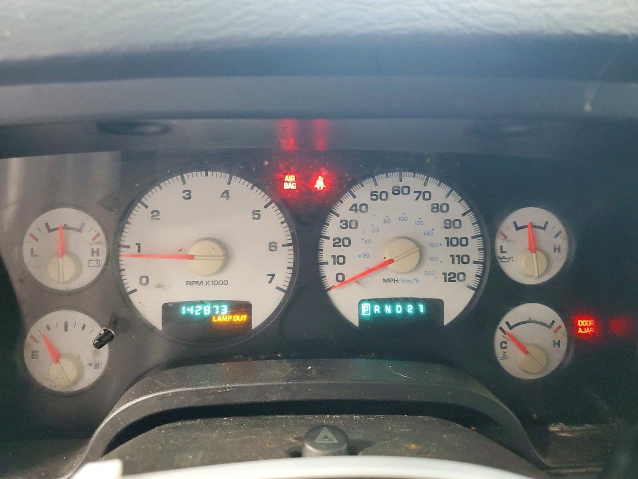 2004 Dodge Ram 2500 St Silver vin: 3D7KA28D54G176431