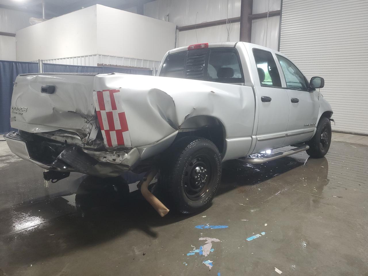 2004 Dodge Ram 2500 St Silver vin: 3D7KA28D54G176431 Damage: Right Tail Light, Broken, Replacement Required