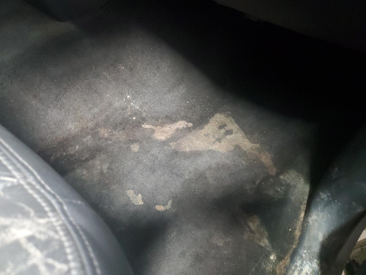 2004 Dodge Ram 2500 St Silver vin: 3D7KA28D54G176431 Damage: Left Front Carpet, Worn, Replacement Required