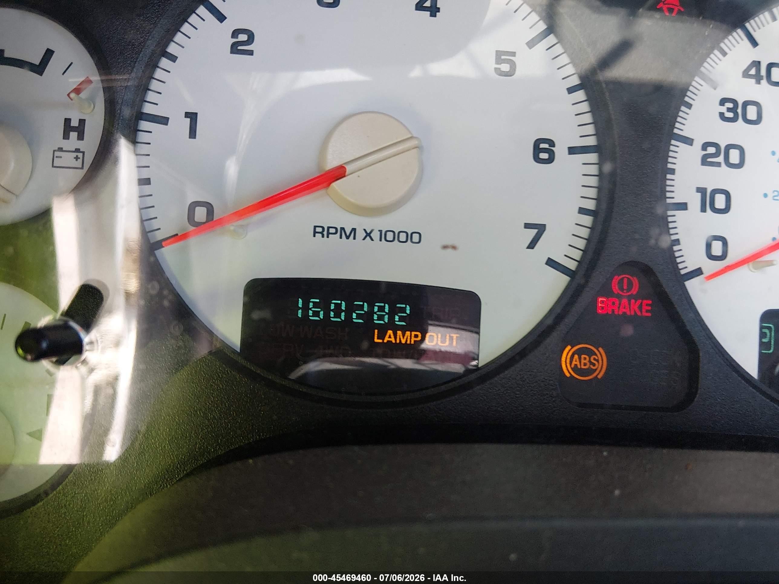 2004 Dodge Ram 2500 St White vin: 3D7KA28D84G235634