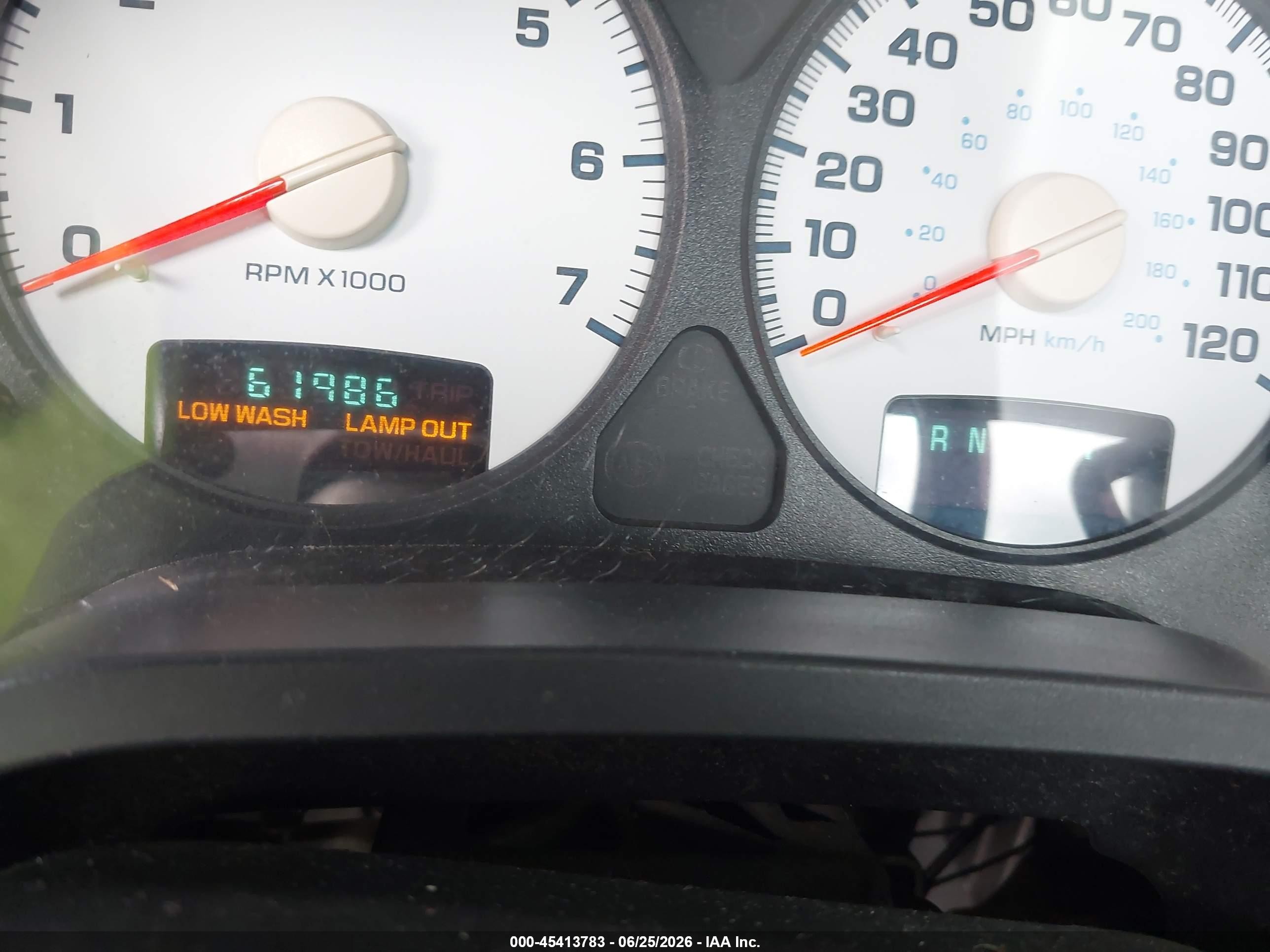 2005 Dodge Ram 2500 St White vin: 3D7KR26D15G832072