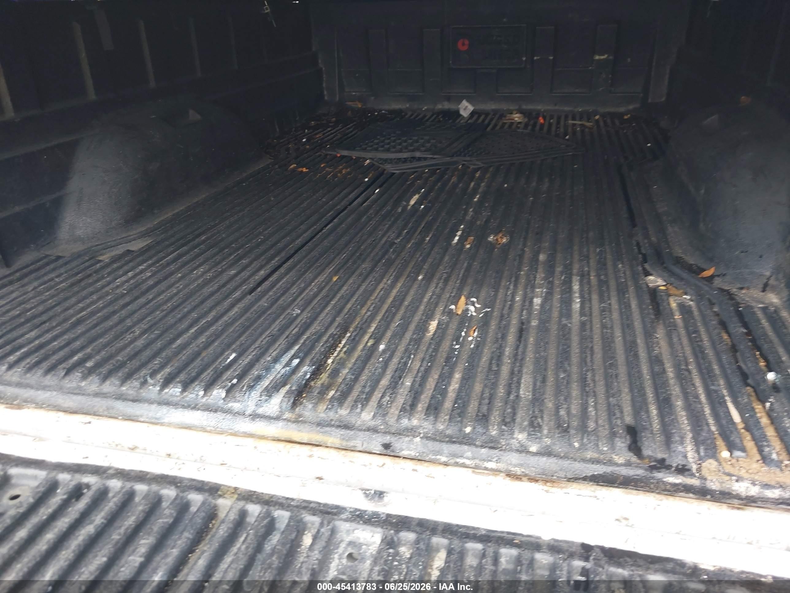 2005 Dodge Ram 2500 St White vin: 3D7KR26D15G832072