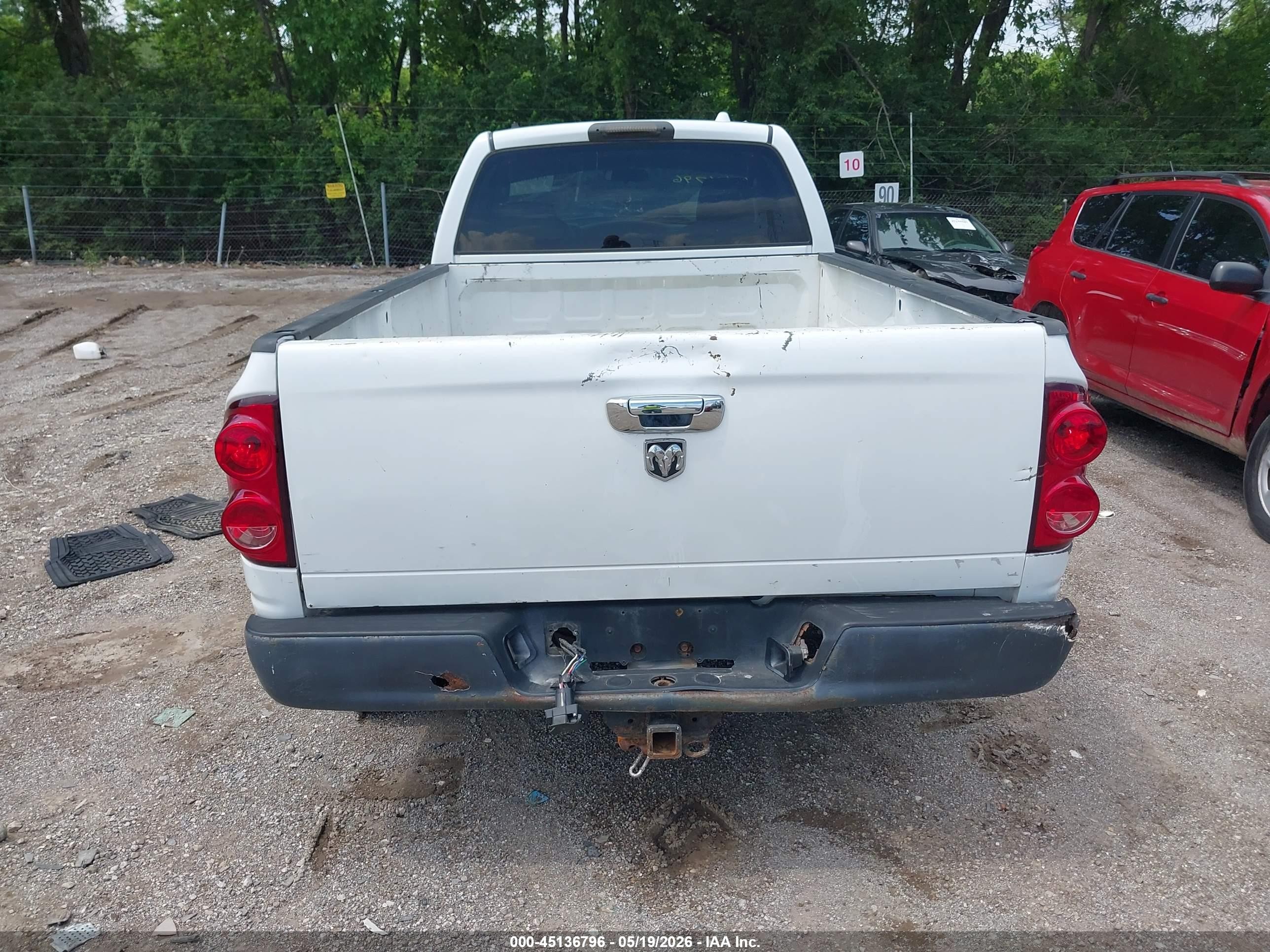 2008 Dodge Ram 2500 St/sxt White vin: 3D7KR26D18G220572