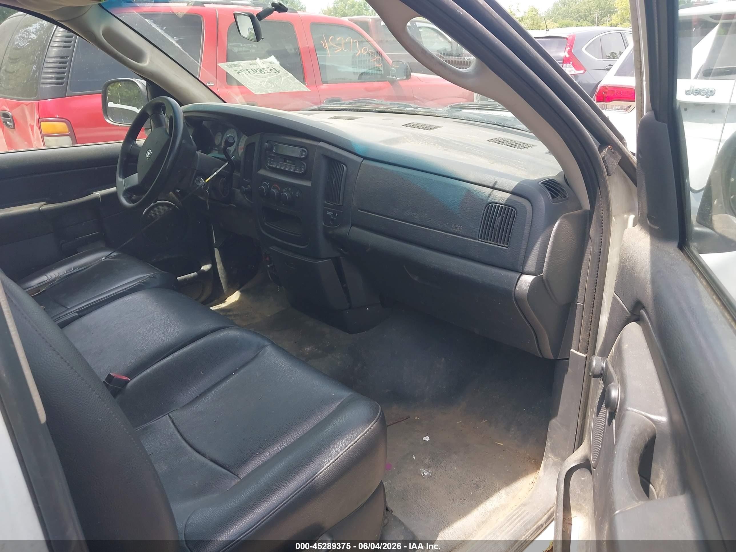 2005 Dodge Ram 2500 St Белый vin: 3D7KR26D65G863415