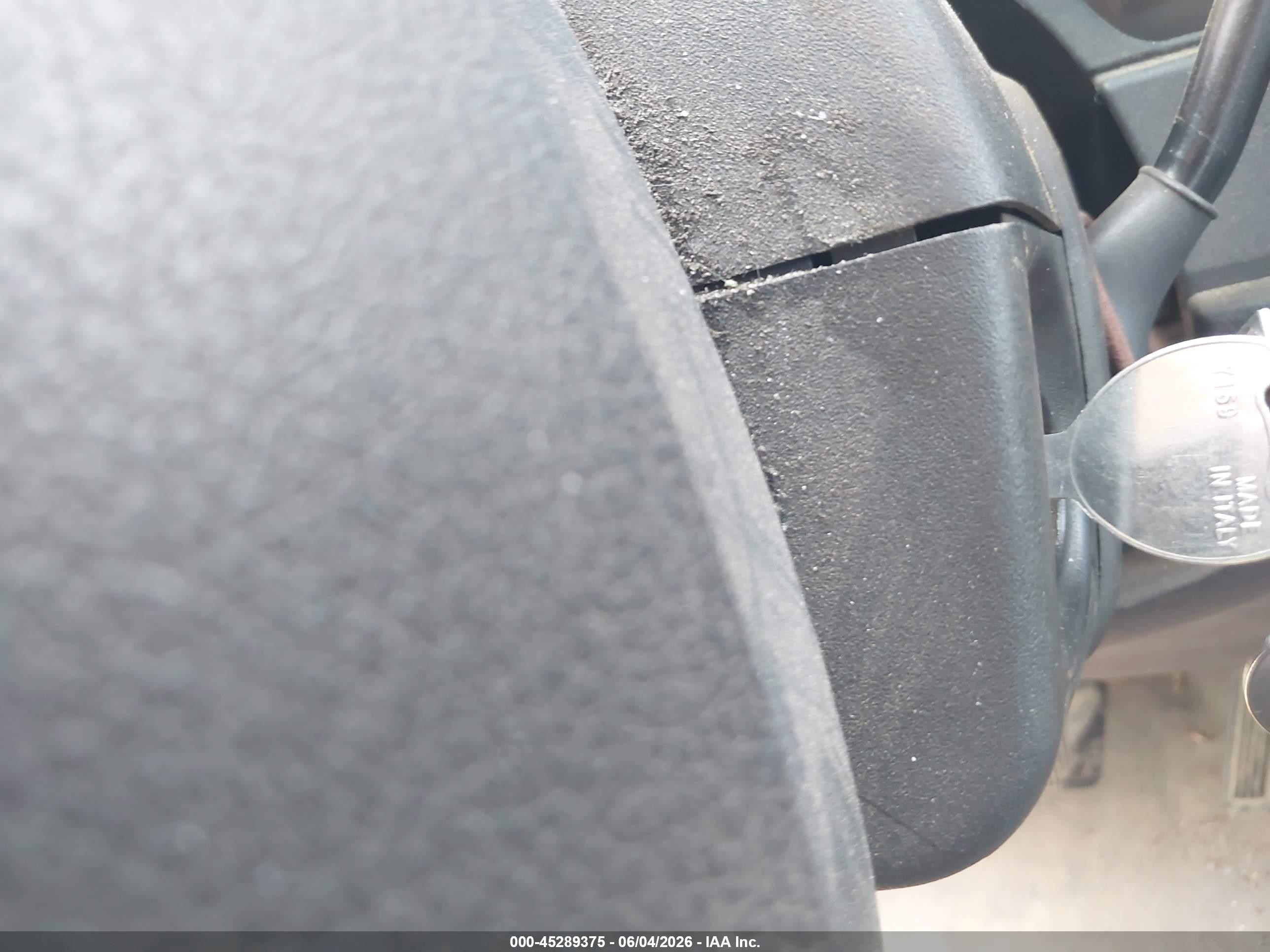 2005 Dodge Ram 2500 St Белый vin: 3D7KR26D65G863415