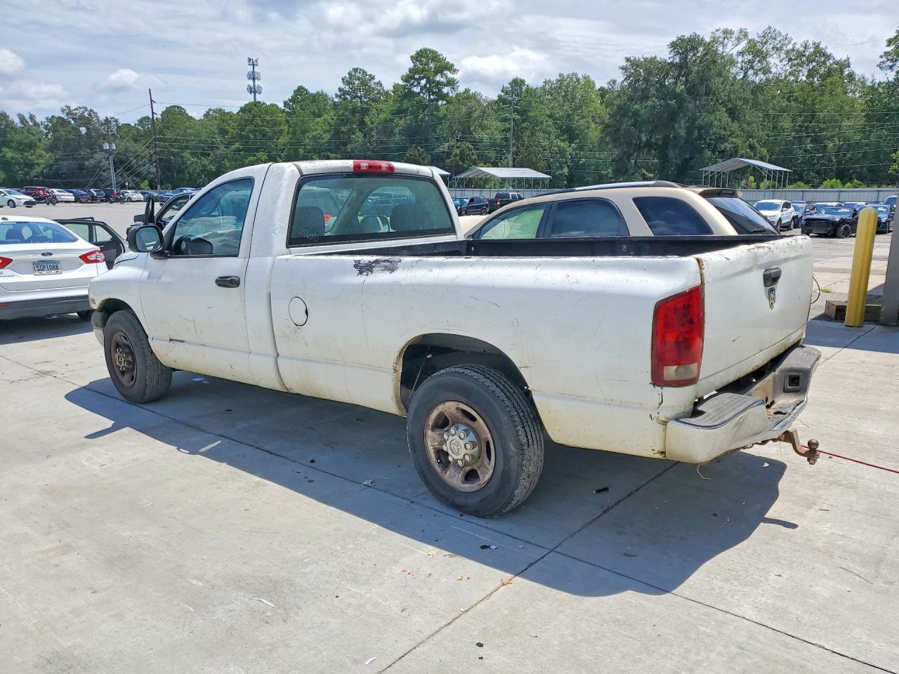 2005 Dodge Ram 2500 St Белый vin: 3D7KR26D85G742451