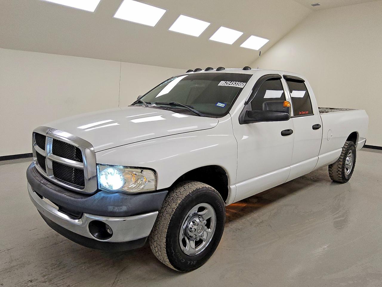 2005 Dodge Ram 2500 St White vin: 3D7KR28C05G812903