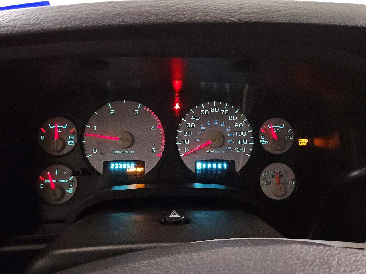 2005 Dodge Ram 2500 St White vin: 3D7KR28C05G812903
