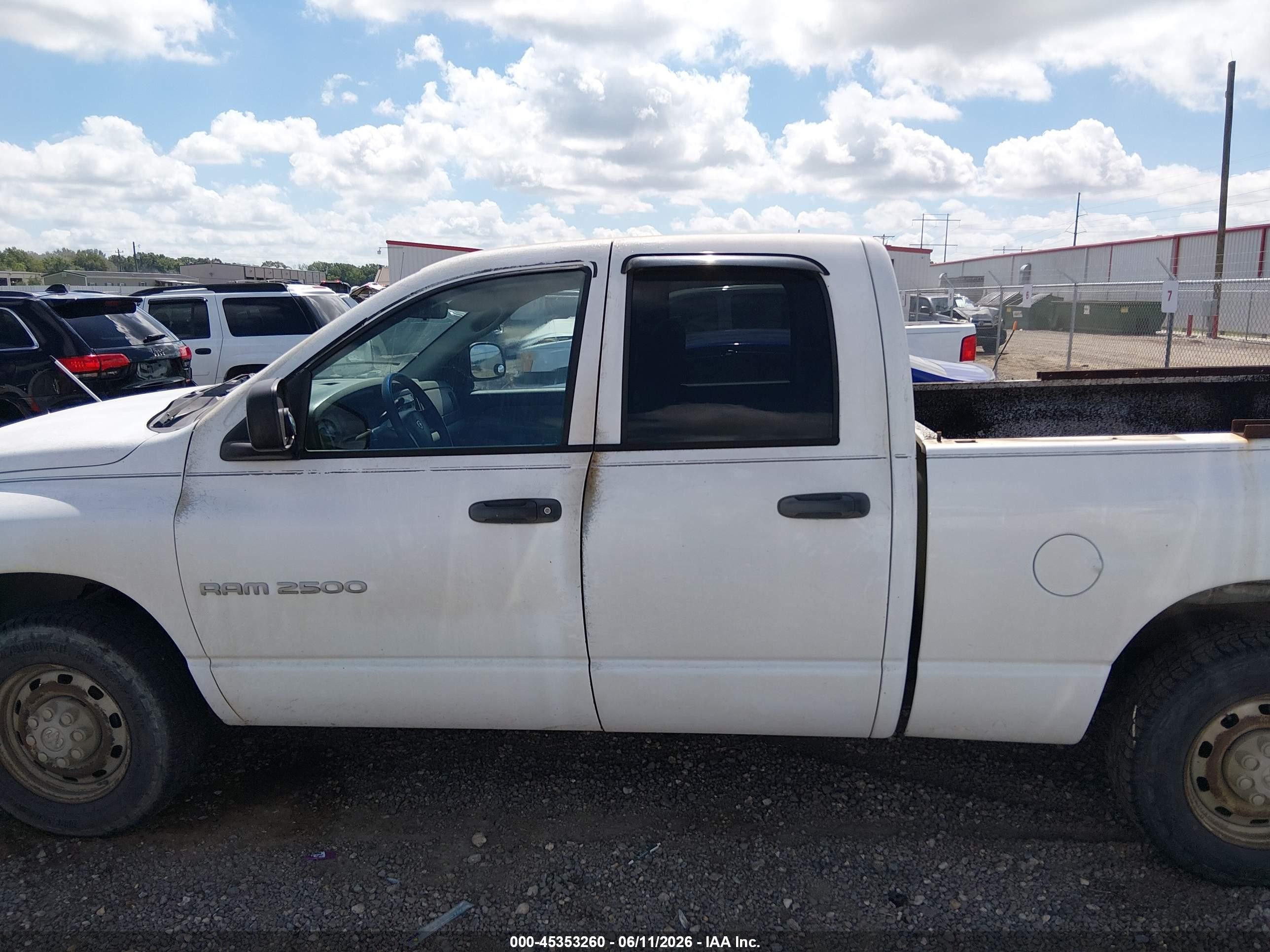 2005 Dodge Ram 2500 St Белый vin: 3D7KR28C65G708013
