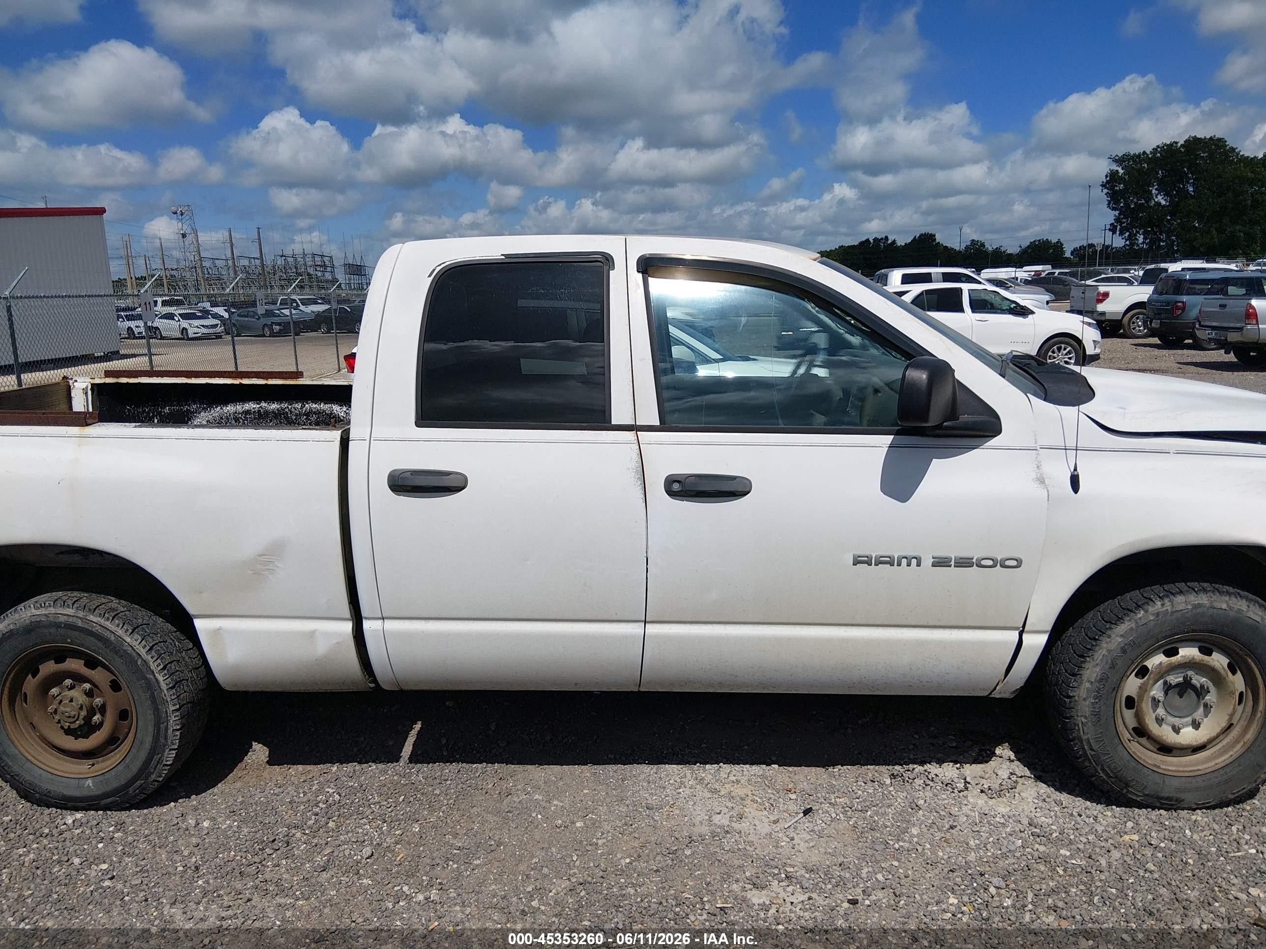 2005 Dodge Ram 2500 St Белый vin: 3D7KR28C65G708013