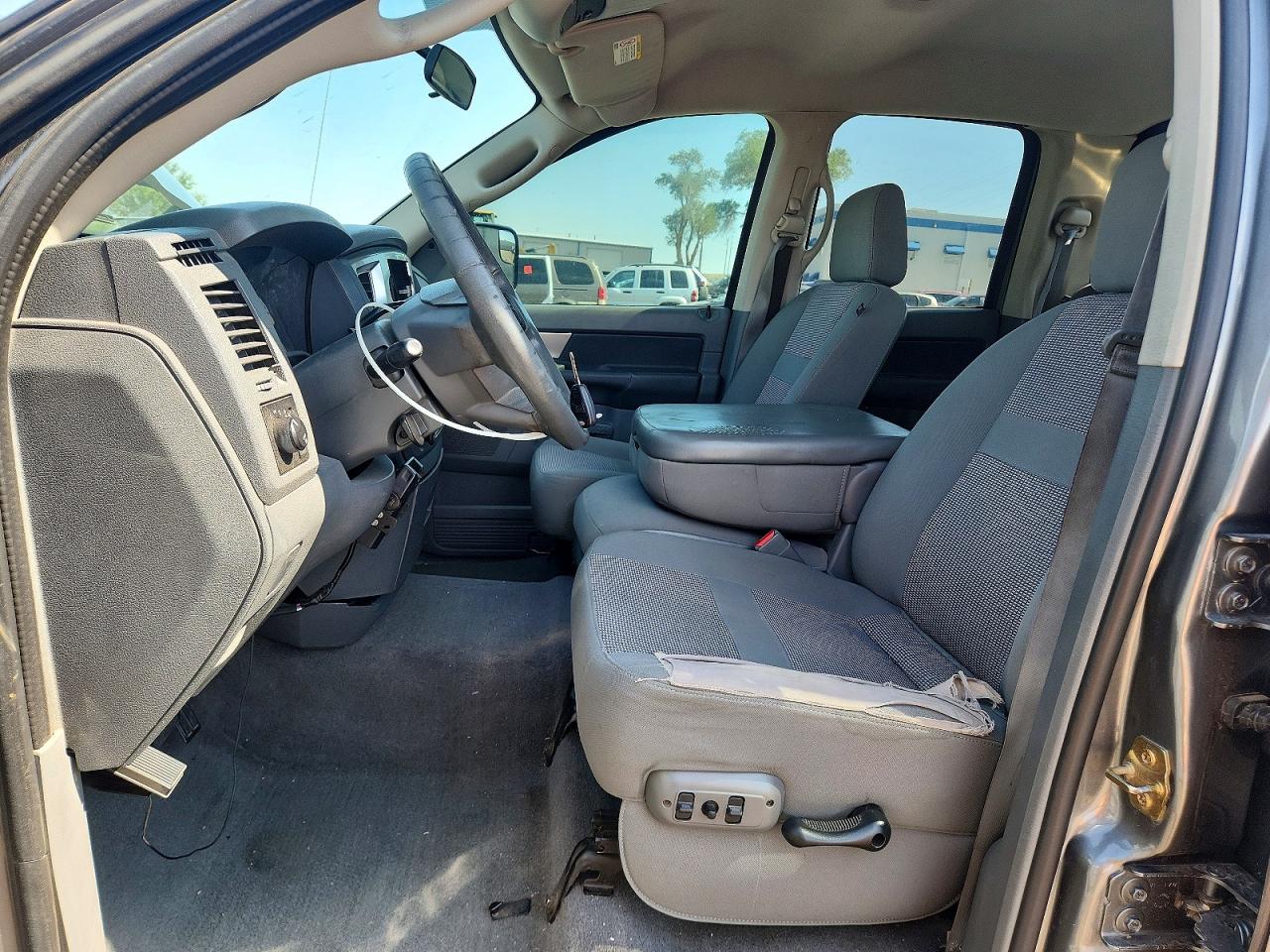 2007 Dodge Ram 2500 St Серый vin: 3D7KR28C67G736445