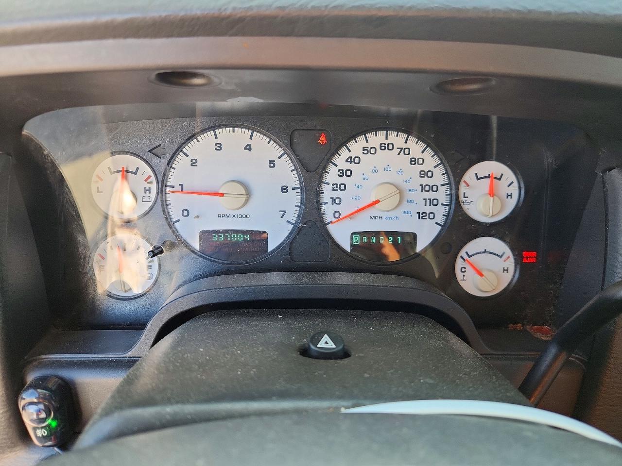 2005 Dodge Ram 2500 St White vin: 3D7KR28D55G714040