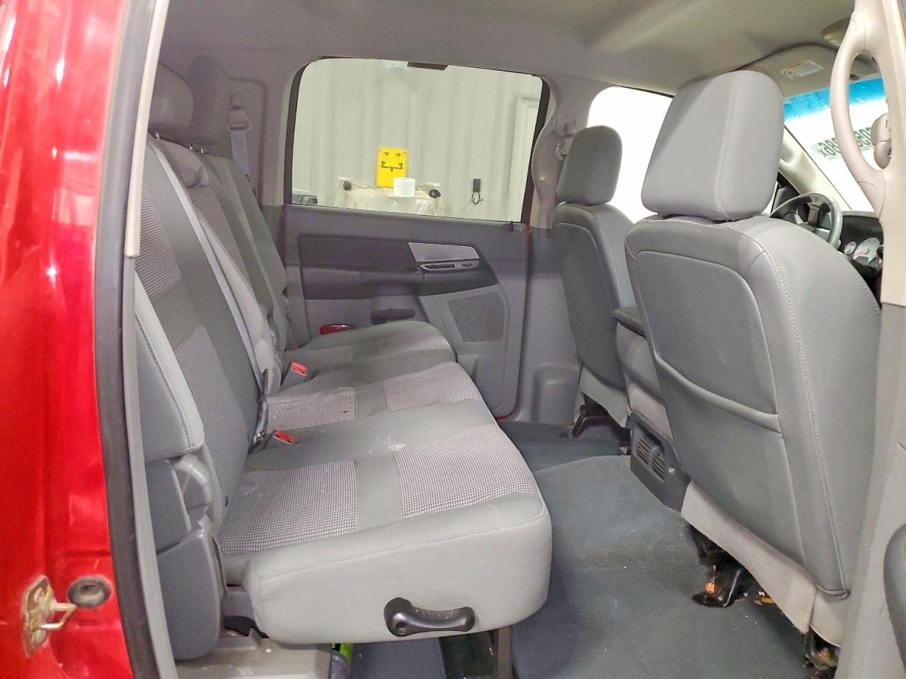 2007 Dodge Ram 1500 Red vin: 3D7KS19D27G801555