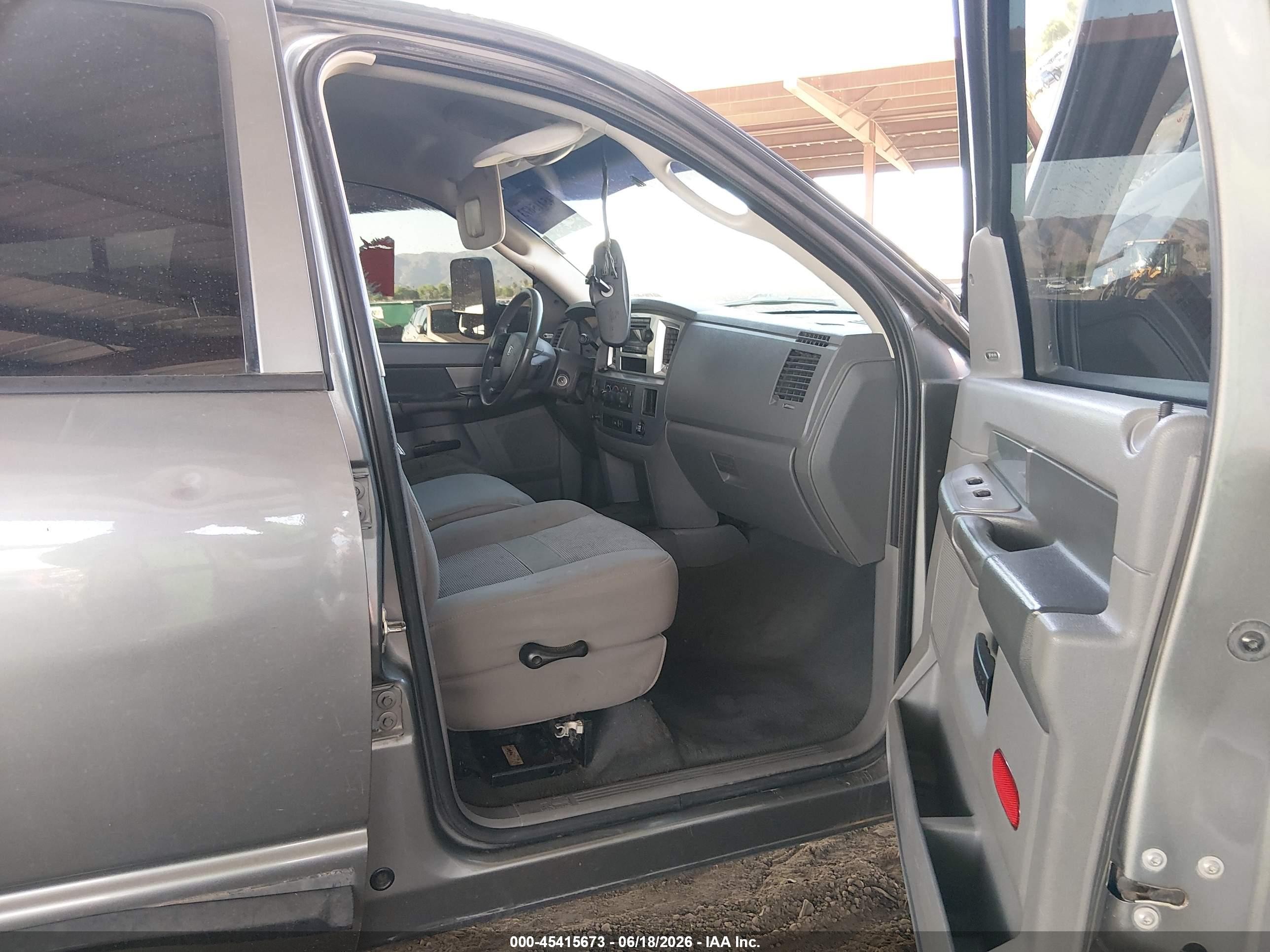 2008 Dodge Ram 1500 Sxt/slt Gray vin: 3D7KS19DX8G223769