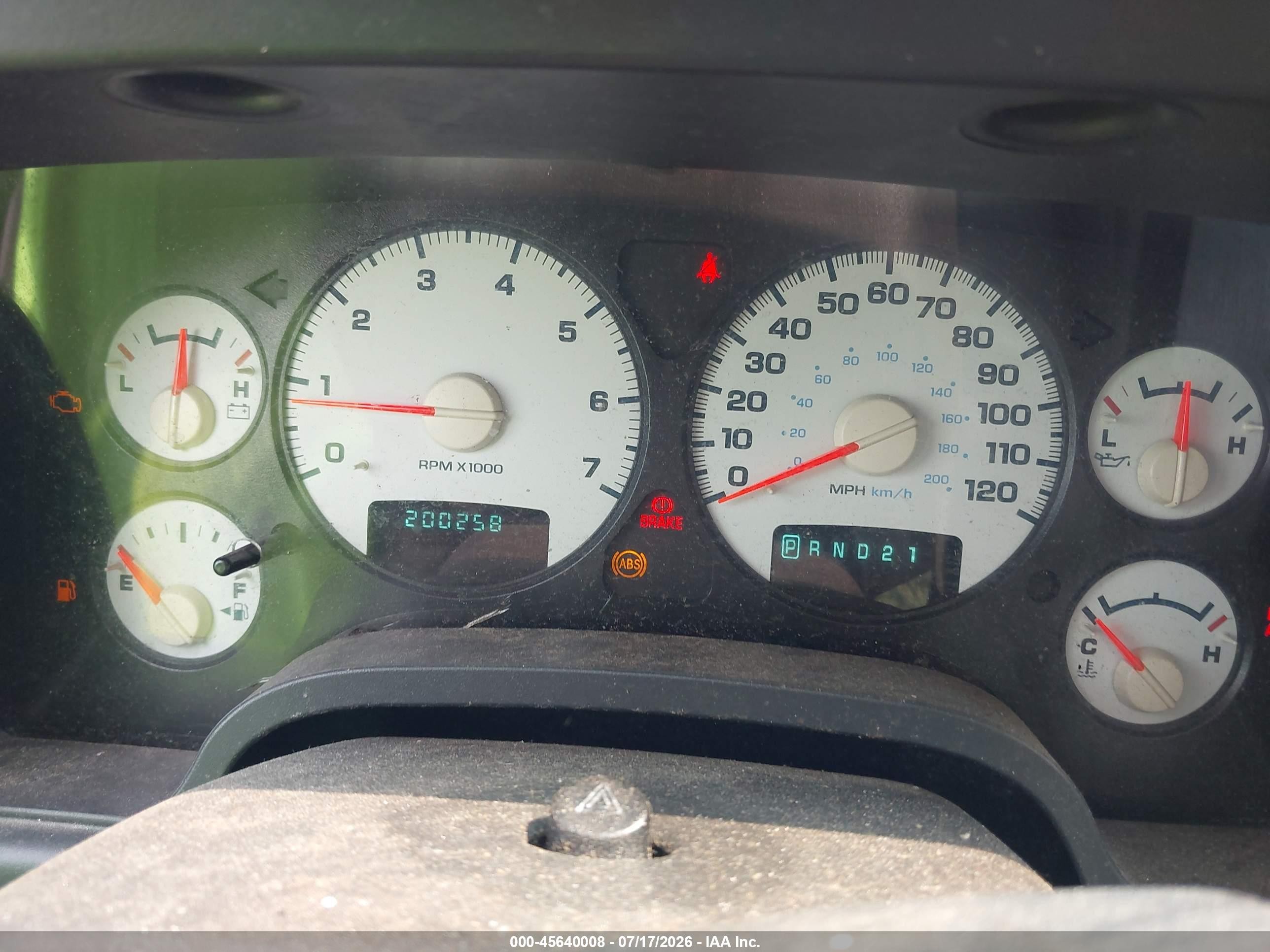 2005 Dodge Ram 2500 St Красный vin: 3D7KS26D15G857414