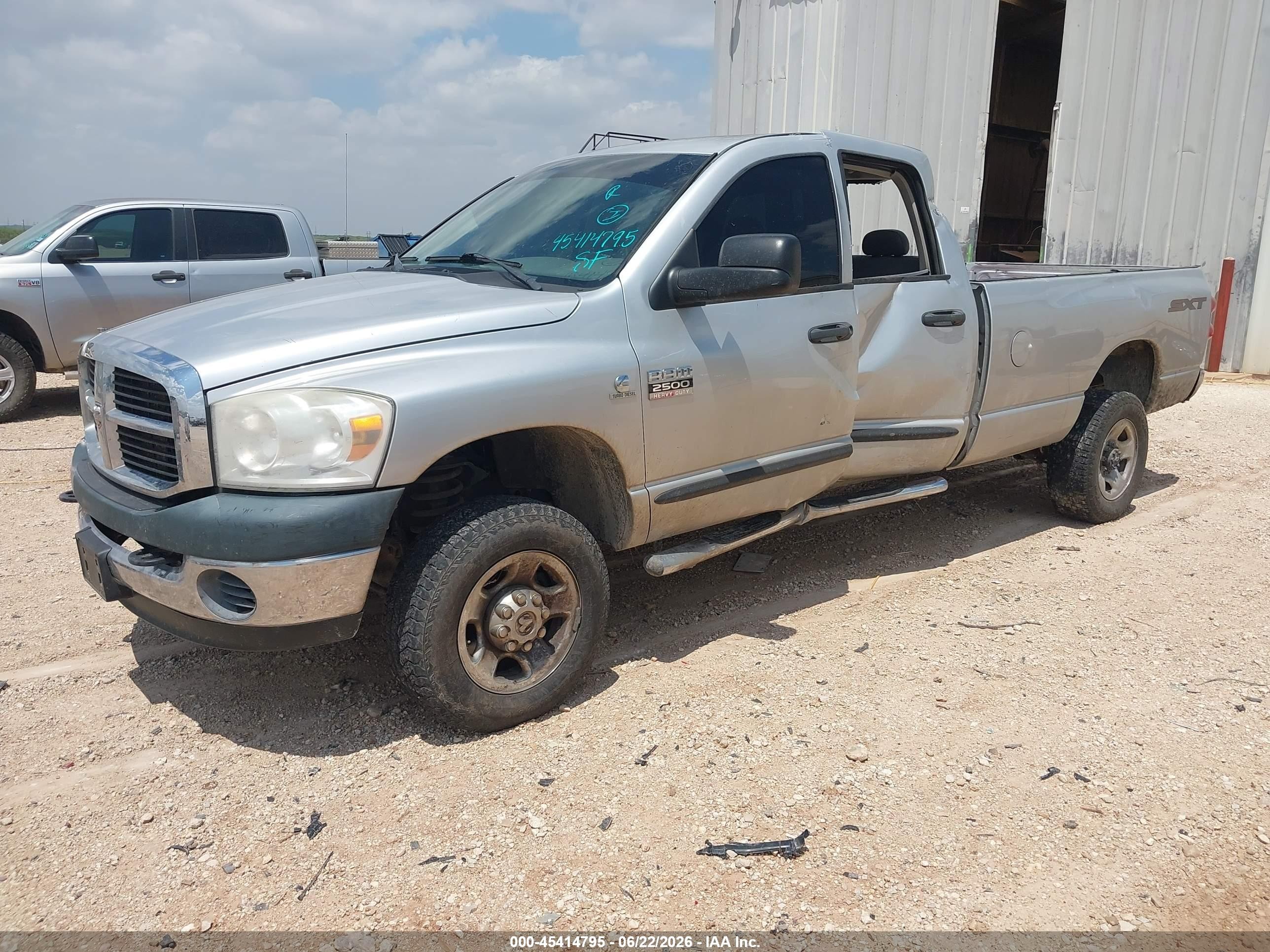 2008 Dodge Ram 2500 St/sxt Silver vin: 3D7KS28A28G148174