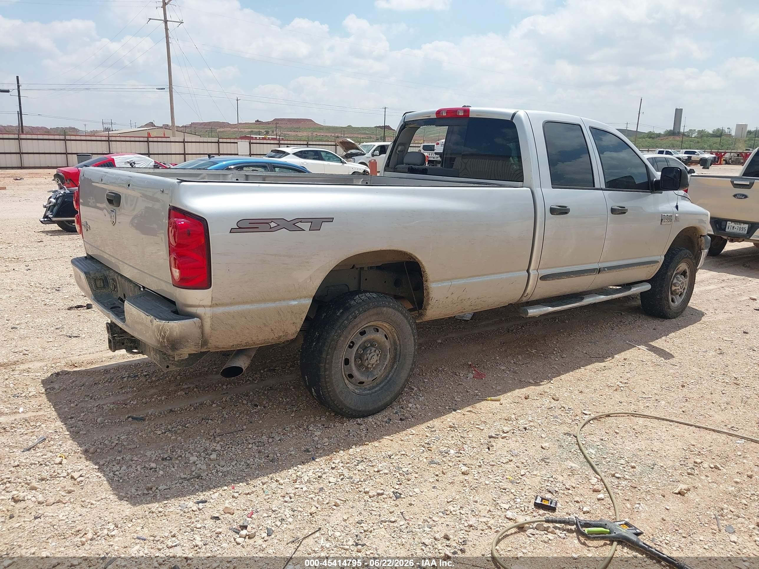 2008 Dodge Ram 2500 St/sxt Silver vin: 3D7KS28A28G148174