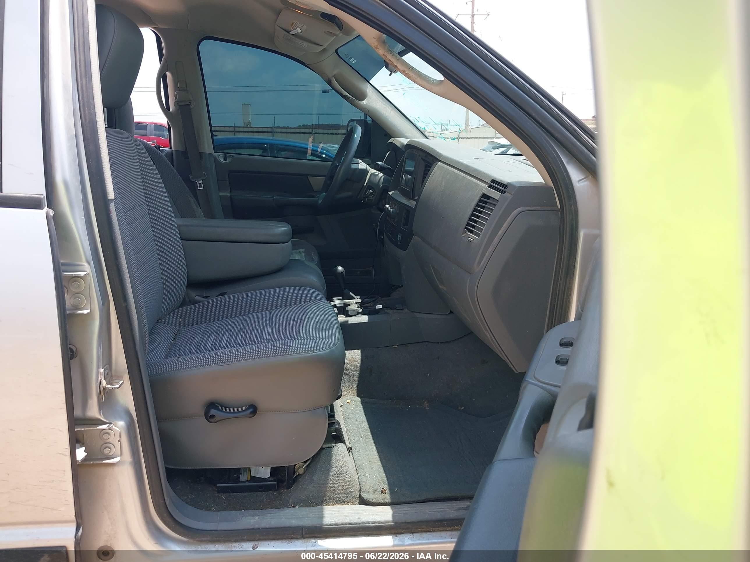 2008 Dodge Ram 2500 St/sxt Silver vin: 3D7KS28A28G148174