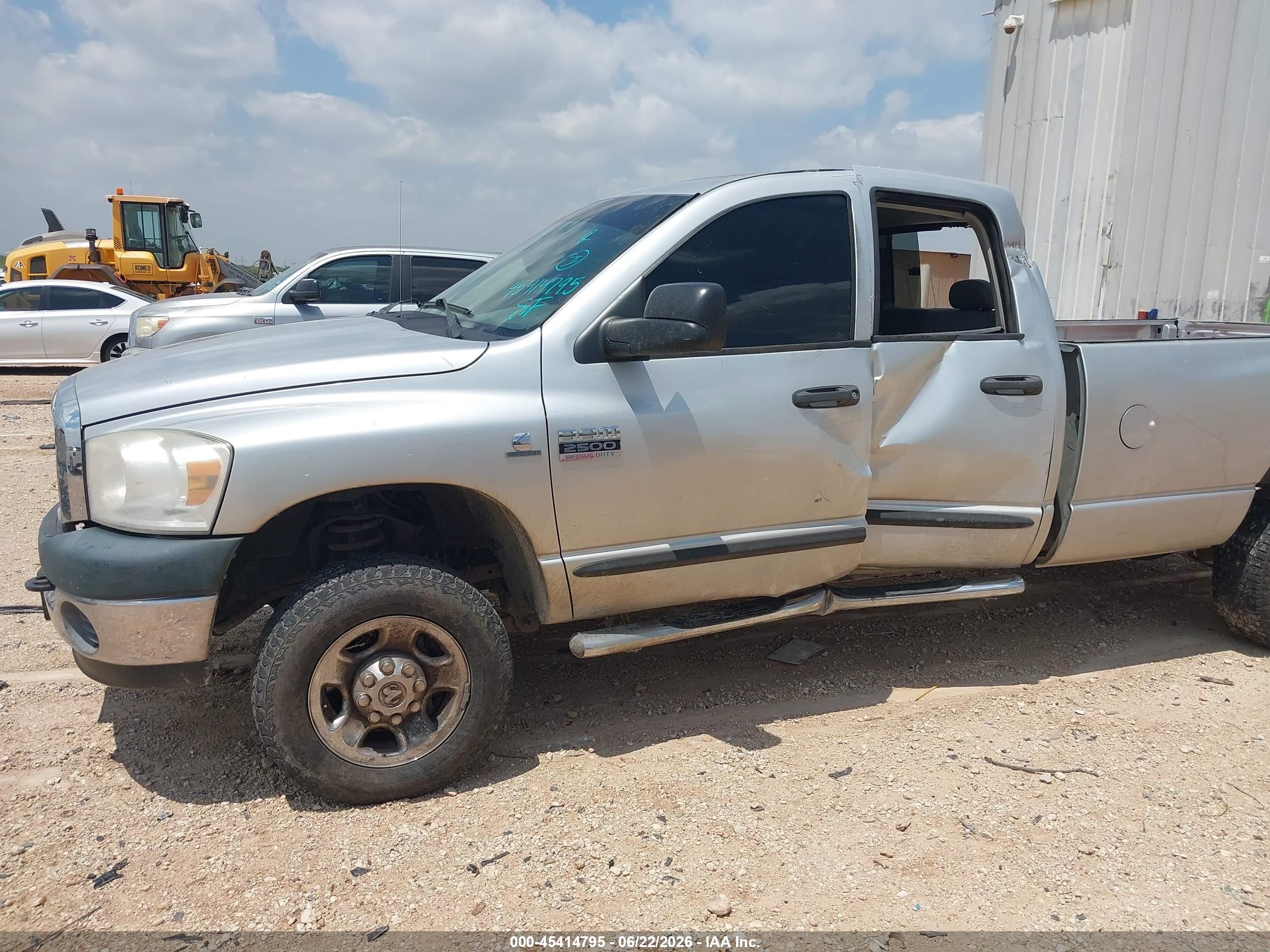 2008 Dodge Ram 2500 St/sxt Silver vin: 3D7KS28A28G148174