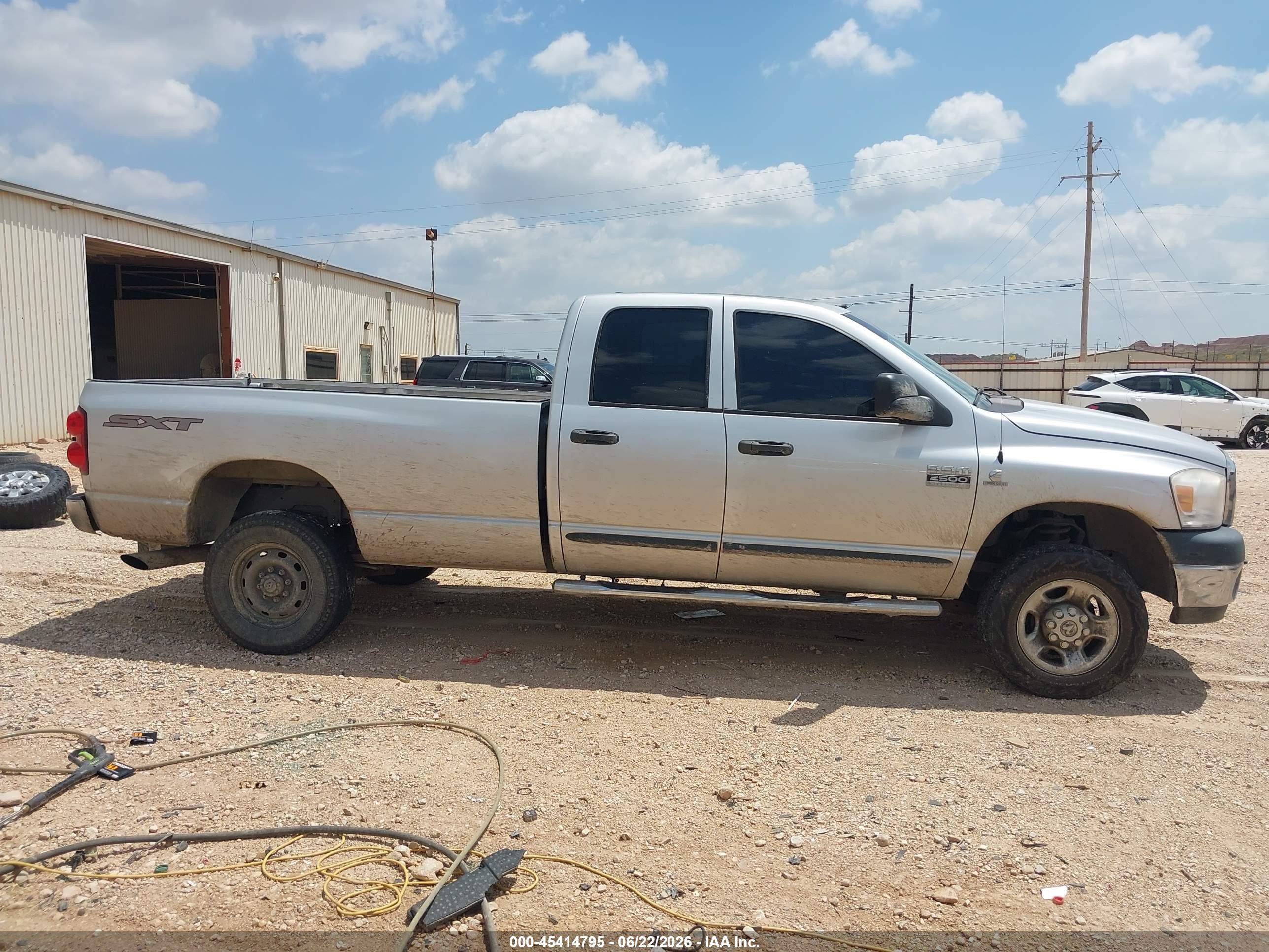 2008 Dodge Ram 2500 St/sxt Silver vin: 3D7KS28A28G148174