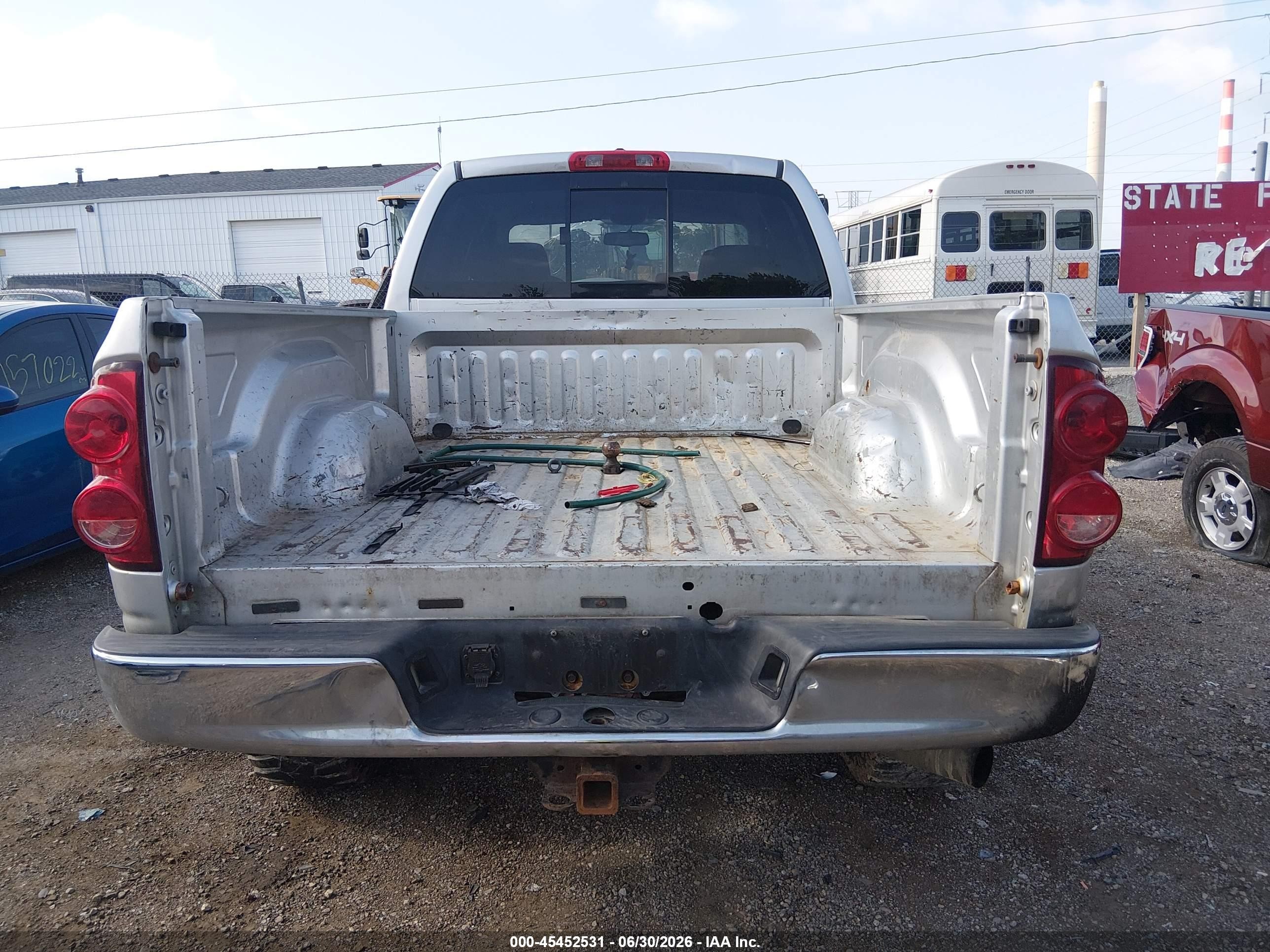 2008 Dodge Ram 2500 Slt/power Wagon Silver vin: 3D7KS28A28G155853