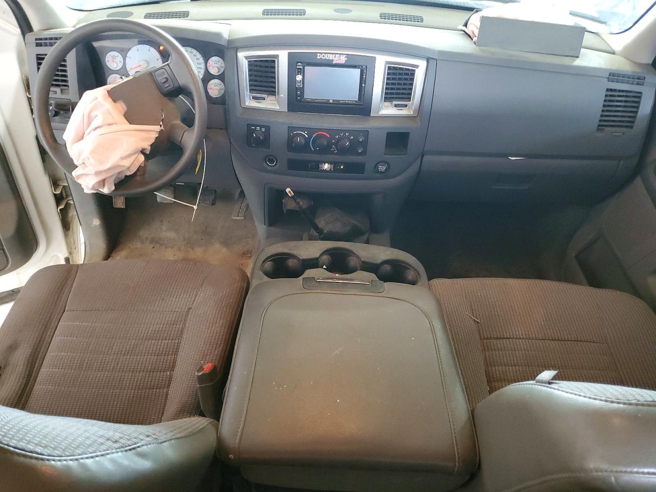 2008 Dodge Ram 2500 St Белый vin: 3D7KS28A88G212301