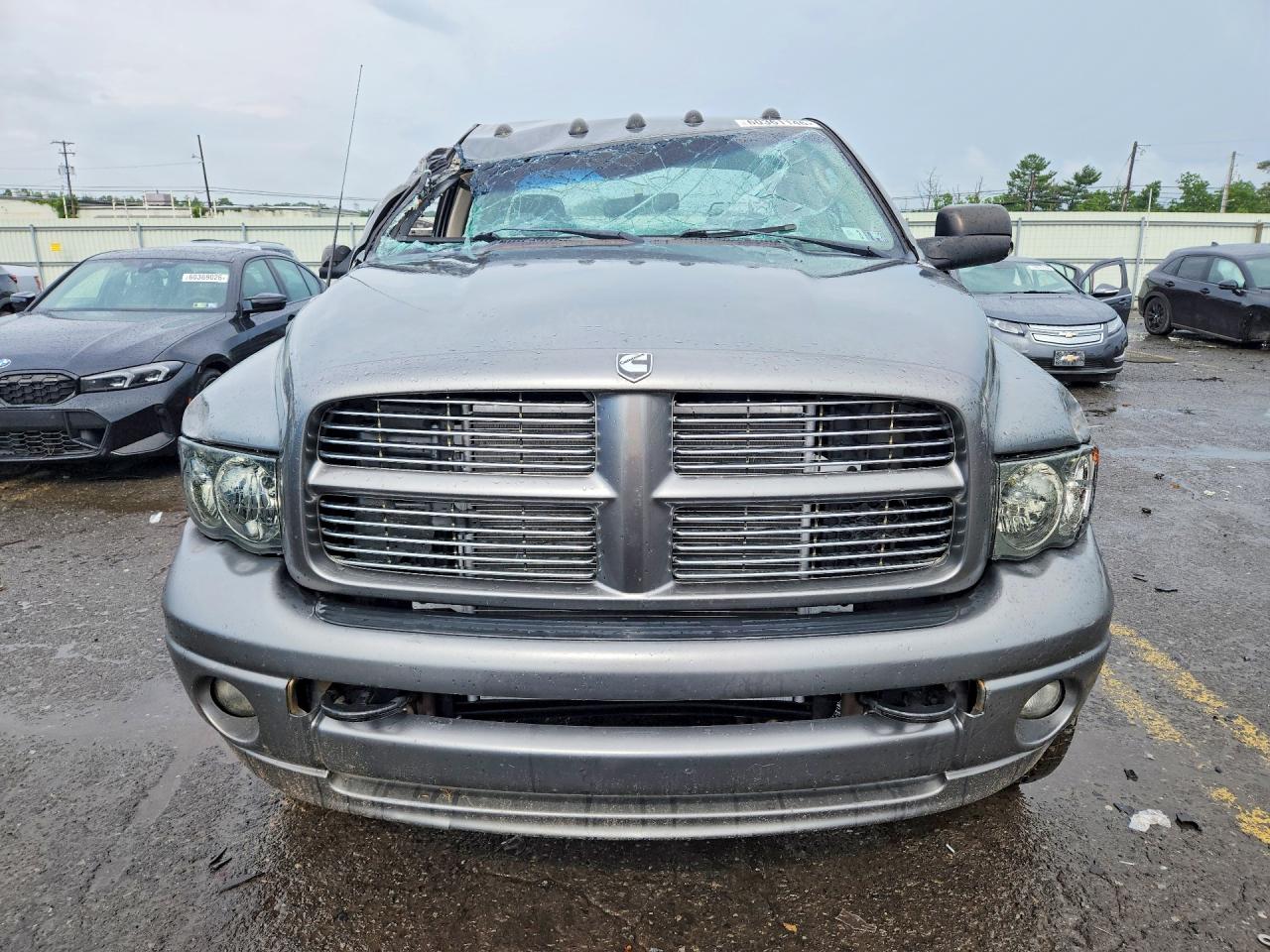 2005 Dodge Ram 2500 St Серый vin: 3D7KS28C05G711073