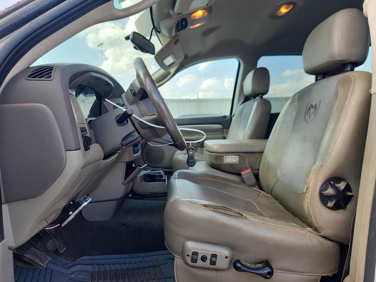 2005 Dodge Ram 2500 St White vin: 3D7KS28C15G714497