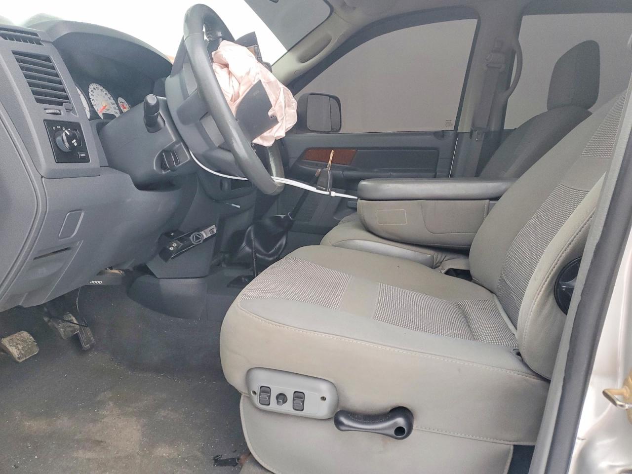 2006 Dodge Ram 2500 St Silver vin: 3D7KS28C26G257393