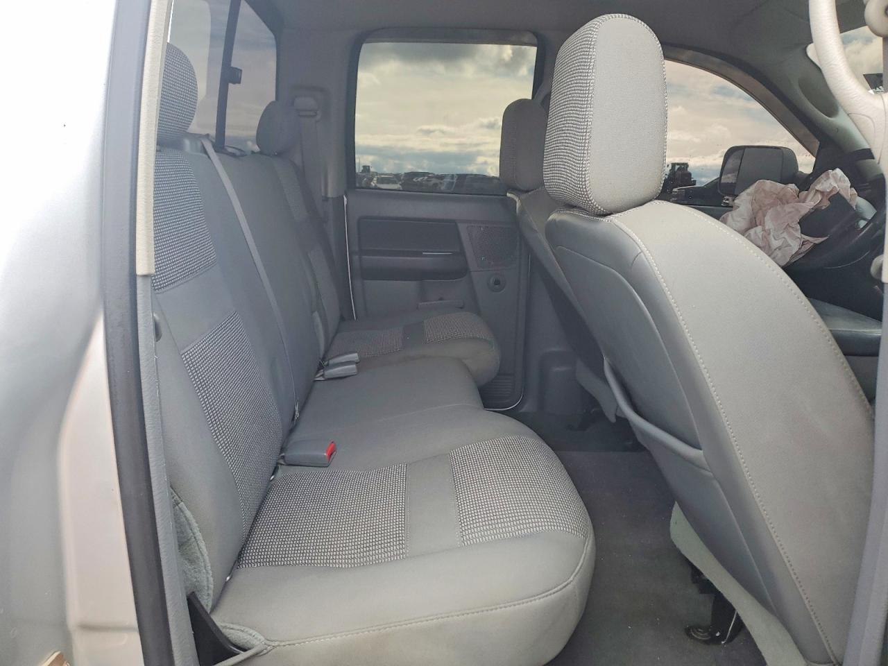 2006 Dodge Ram 2500 St Silver vin: 3D7KS28C26G257393
