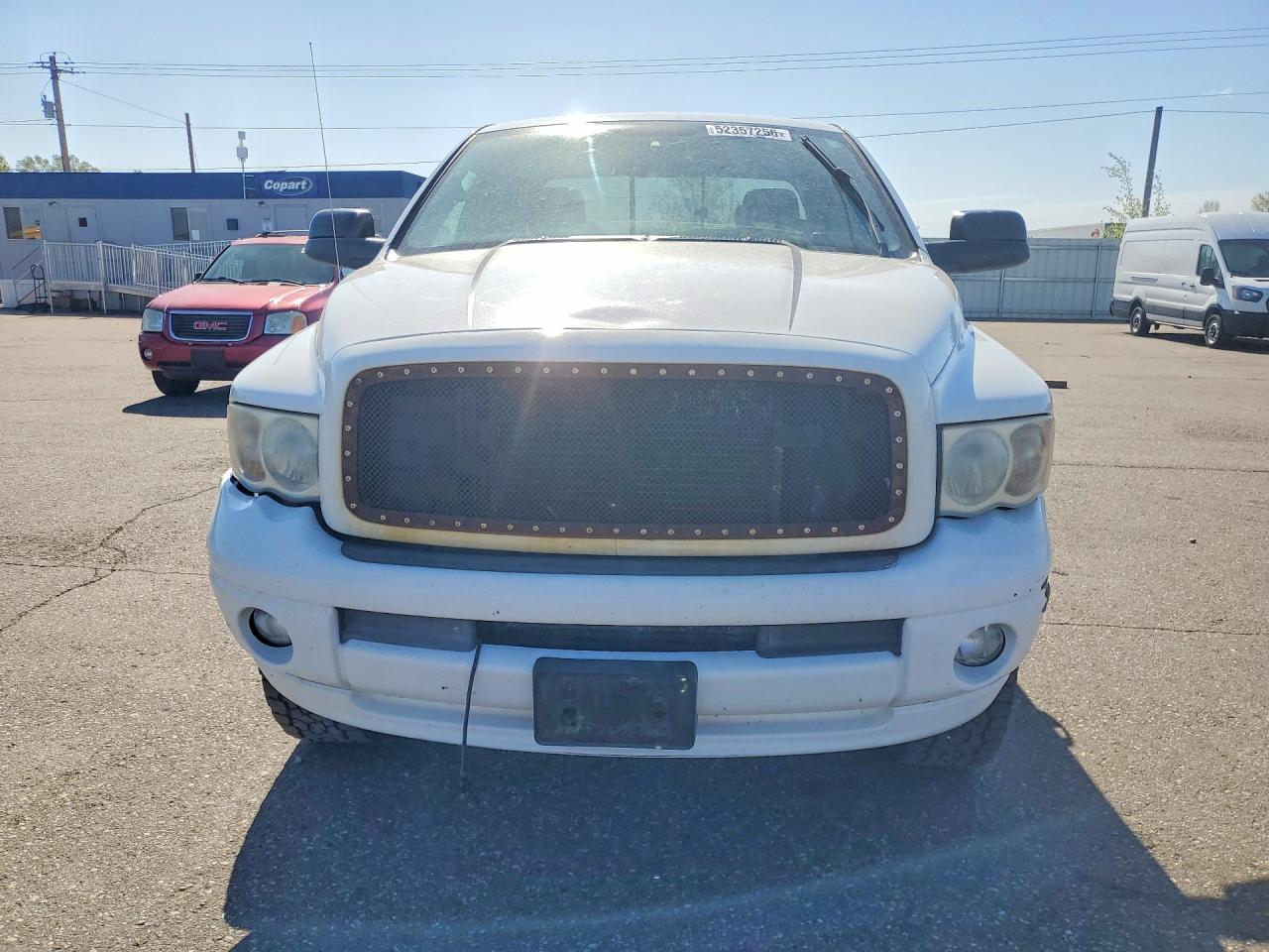 2005 Dodge Ram 2500 St Белый vin: 3D7KS28C35G758744