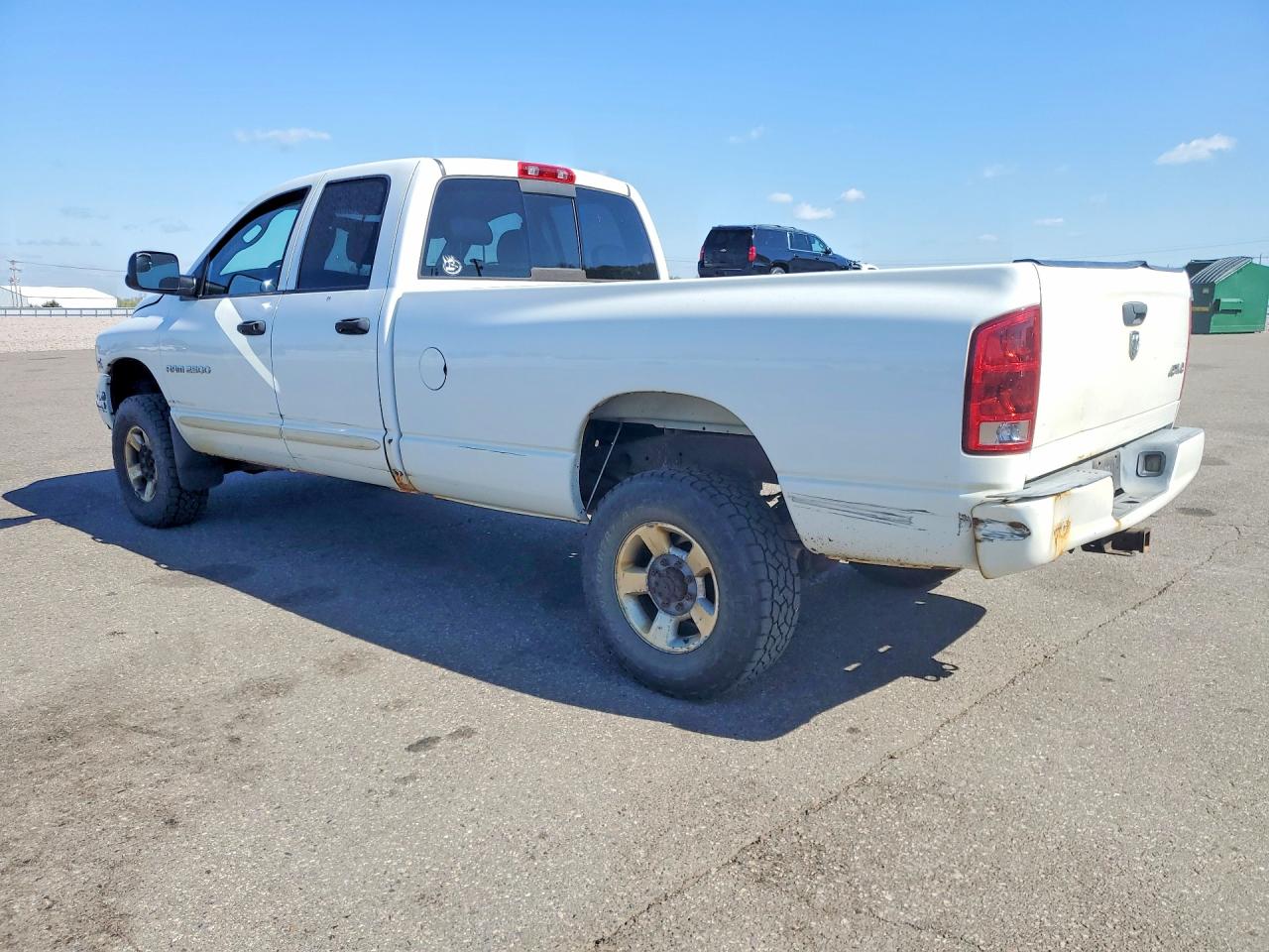 2005 Dodge Ram 2500 St Белый vin: 3D7KS28C35G758744
