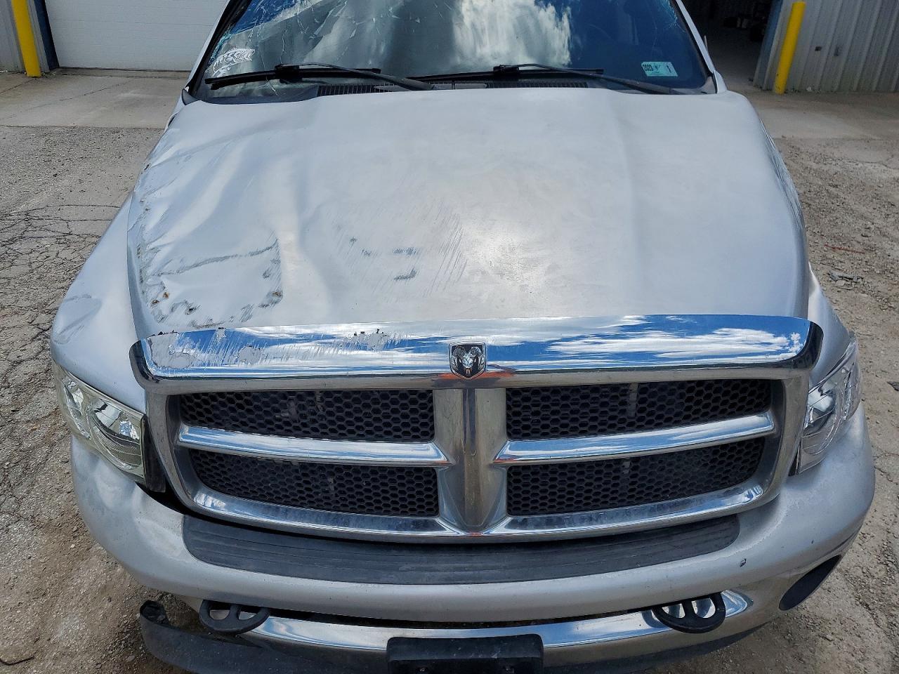 2005 Dodge Ram 2500 St Silver vin: 3D7KS28C55G773441