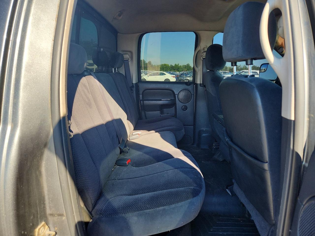 2005 Dodge Ram 2500 St Gray vin: 3D7KS28C65G736950