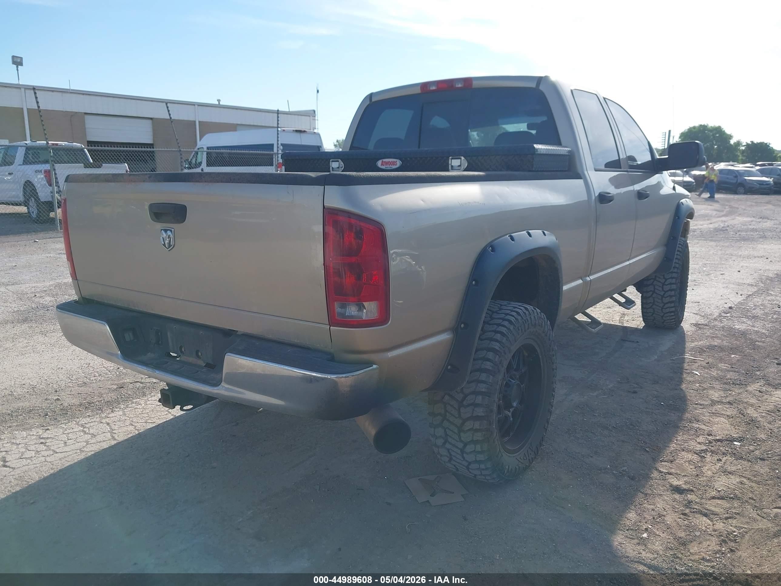 2005 Dodge Ram 2500 Slt/laramie Beige vin: 3D7KS28C75G826527