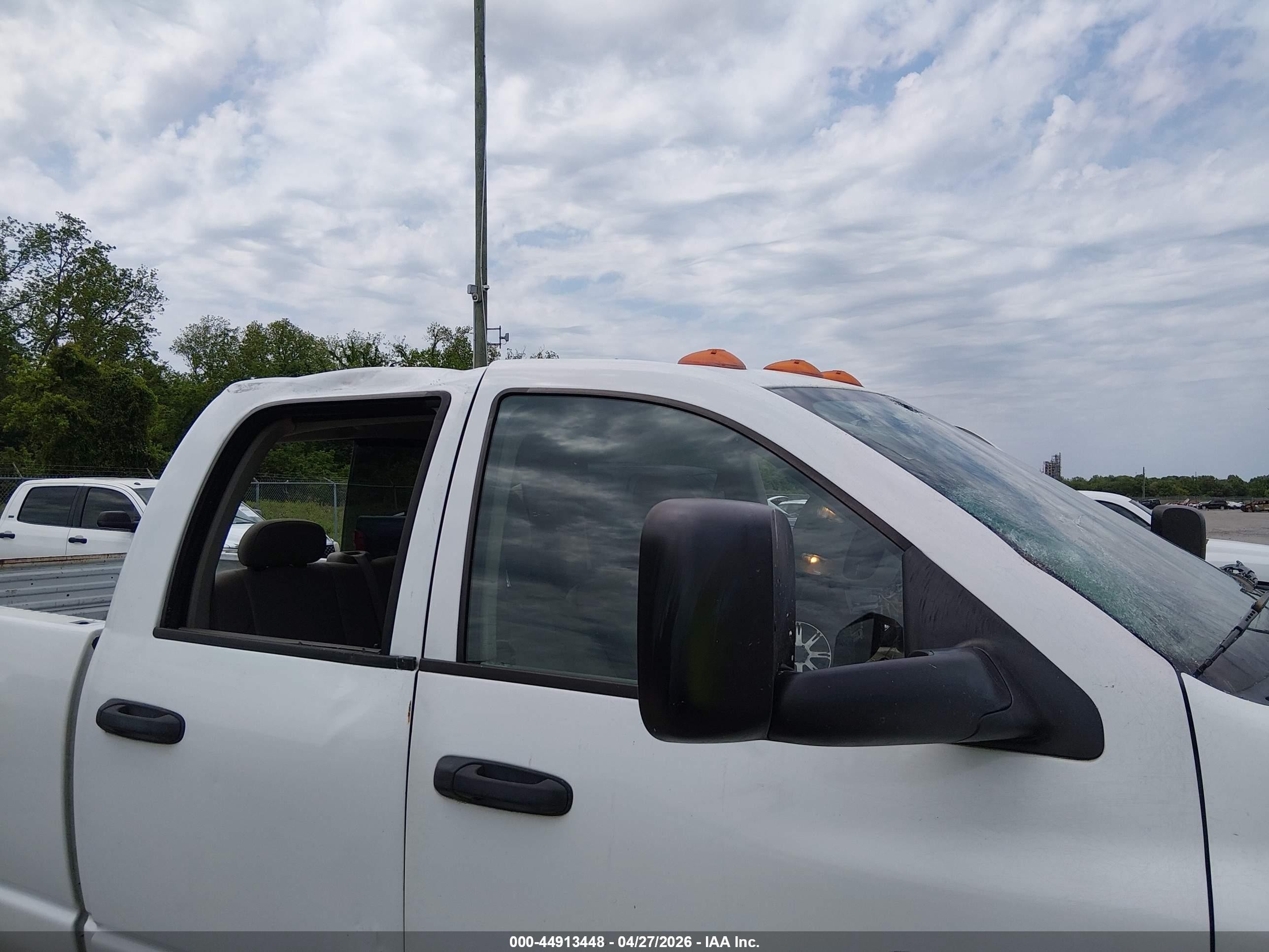 2005 Dodge Ram 2500 Slt/laramie White vin: 3D7KS28C85G785518