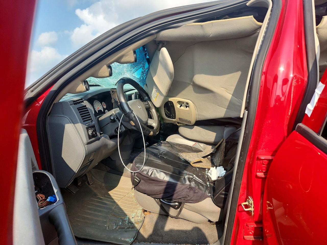 2007 Dodge Ram 2500 St Red vin: 3D7KS28C87G762422