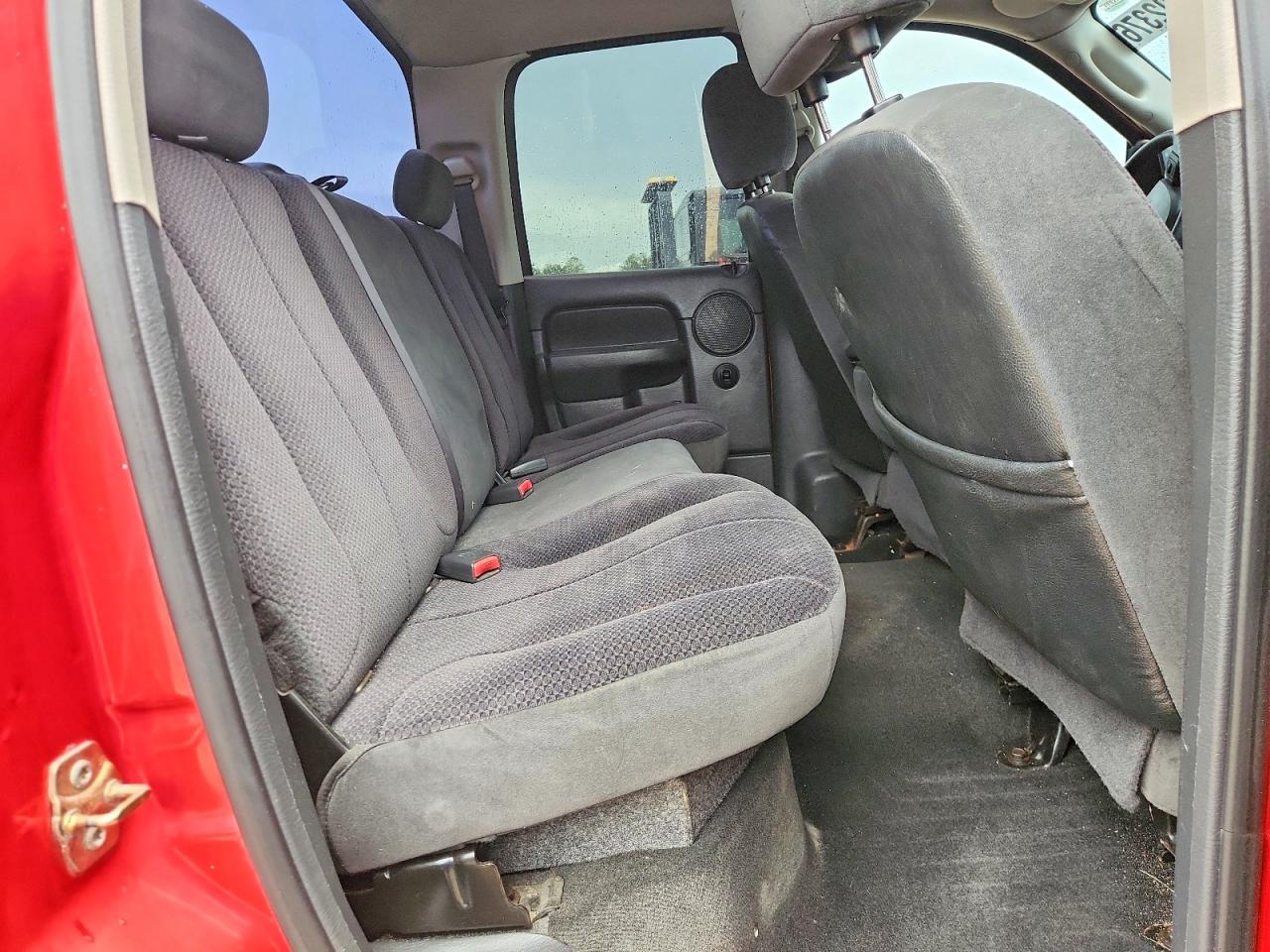 2005 Dodge Ram 2500 St Red vin: 3D7KS28CX5G774696