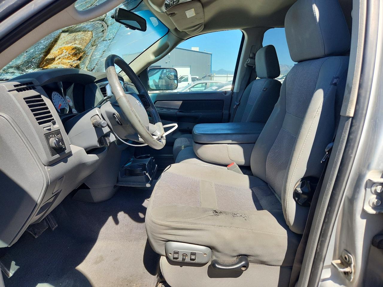2008 Dodge Ram 2500 St Silver vin: 3D7KS28D18G215289