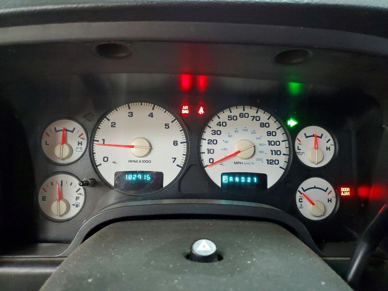 2005 Dodge Ram 2500 St Красный vin: 3D7KS28D35G826503