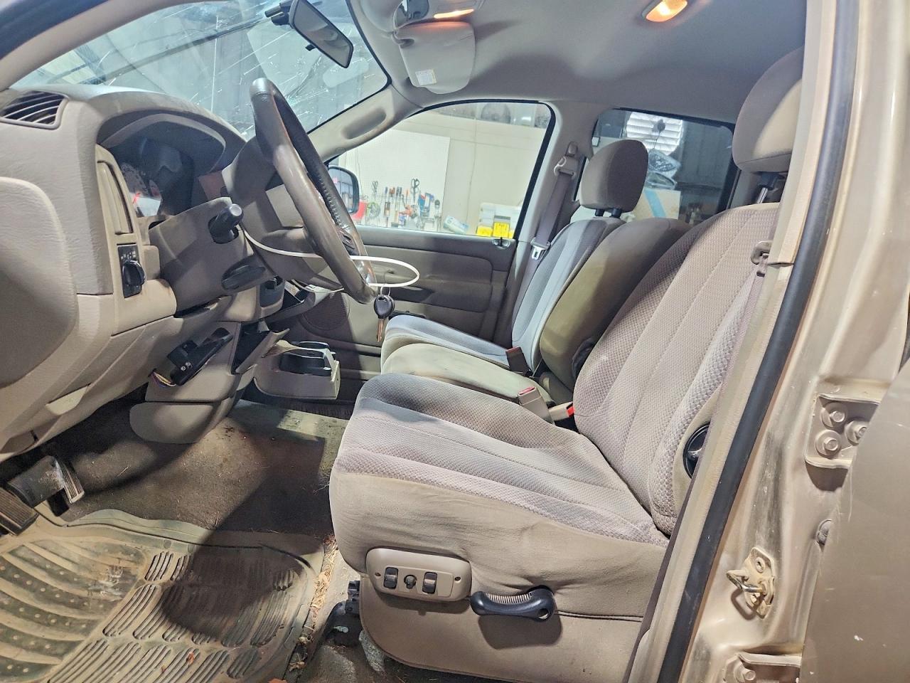 2005 Dodge Ram 2500 St Tan vin: 3D7KS28D45G734817