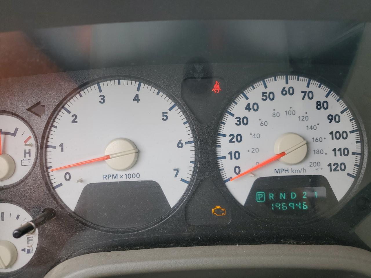 2006 Dodge Ram 2500 St Red vin: 3D7KS28D56G140125 Damage: Warning Light - Engine, On, Unacceptable