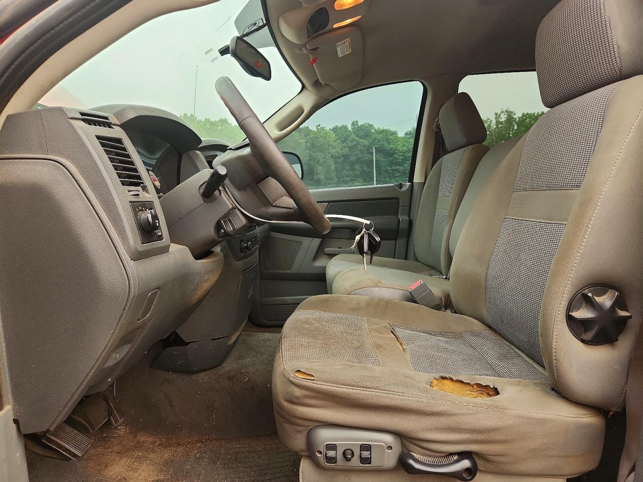 2006 Dodge Ram 2500 St Red vin: 3D7KS28D76G123973