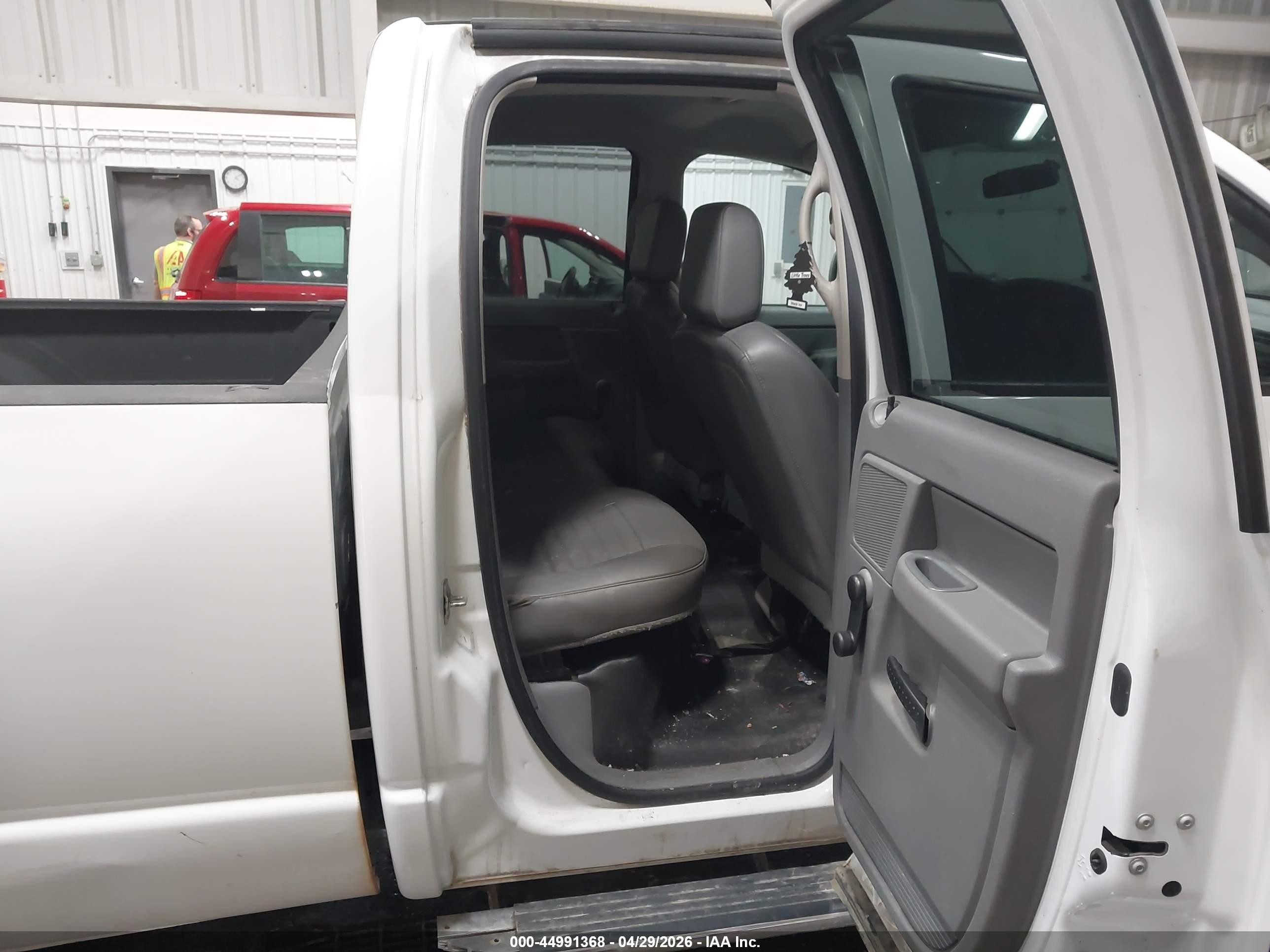 2009 Dodge Ram 2500 St White vin: 3D7KS28T19G553610