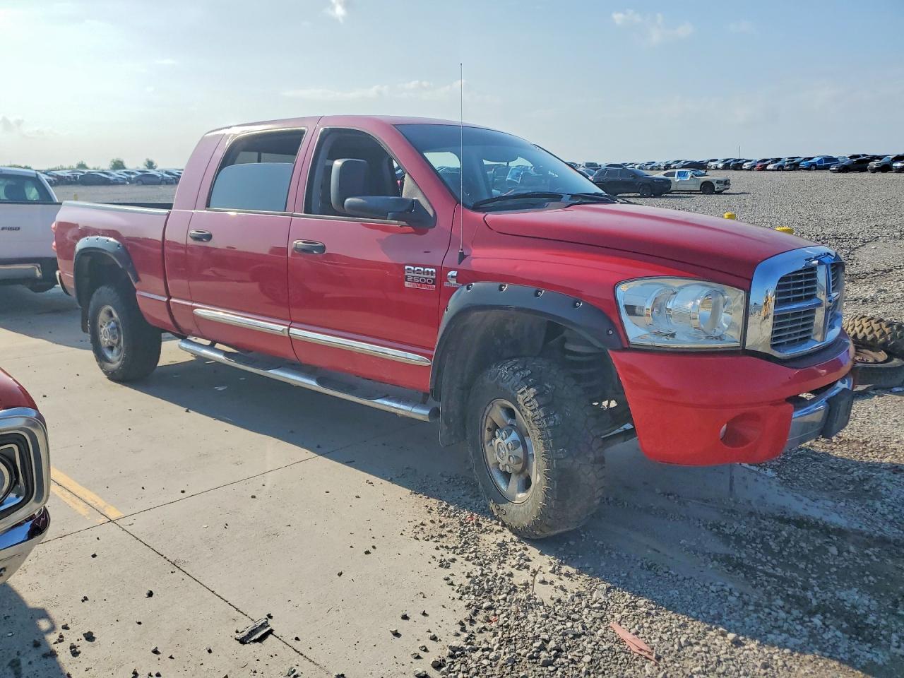 2008 Dodge Ram 2500 Red vin: 3D7KS29A78G226947