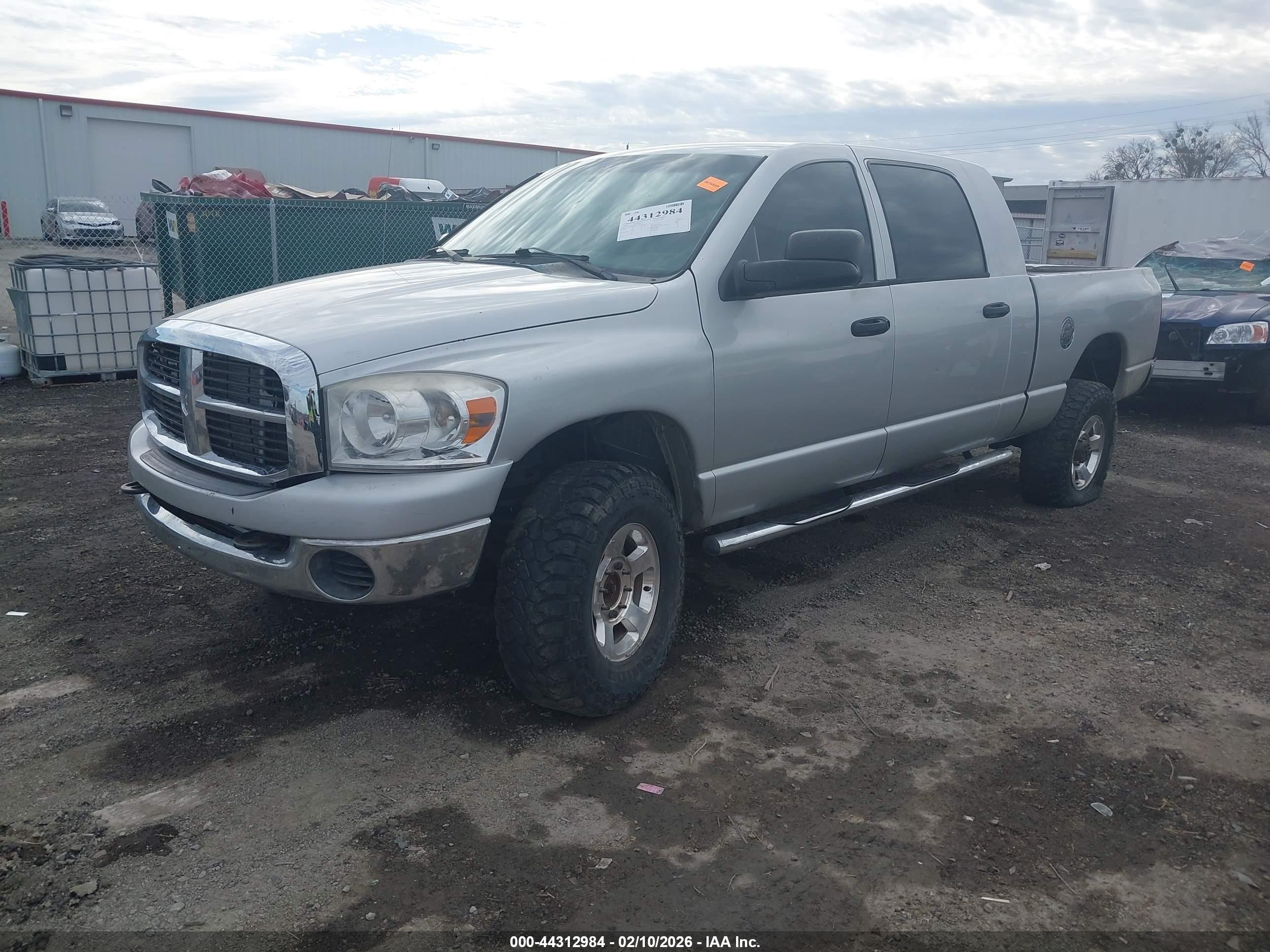 2008 Dodge Ram 2500 Sxt/slt Серебряный vin: 3D7KS29A98G177931