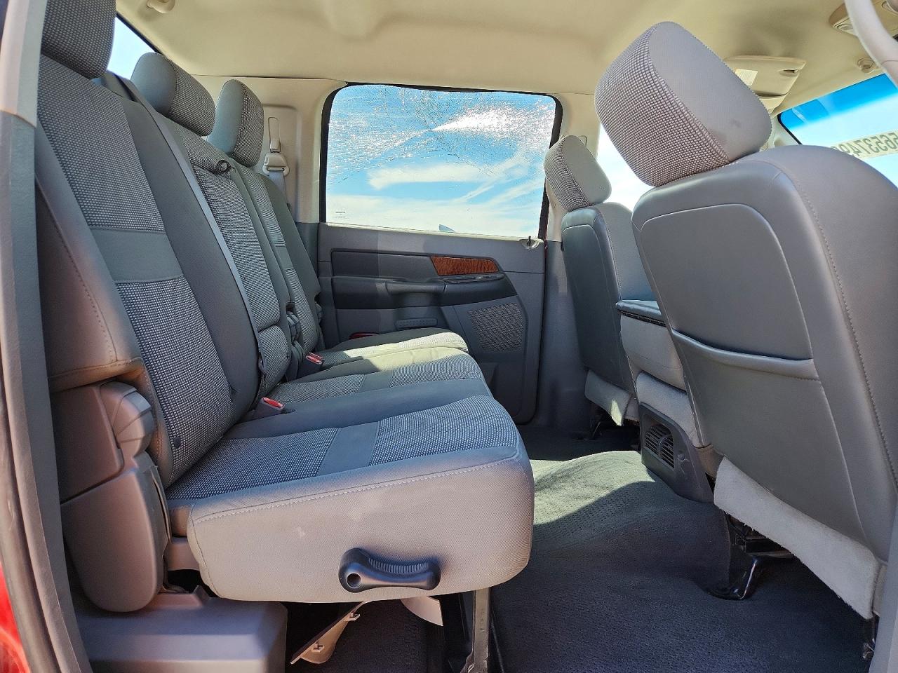 2006 Dodge Ram 2500 Red vin: 3D7KS29C56G194031