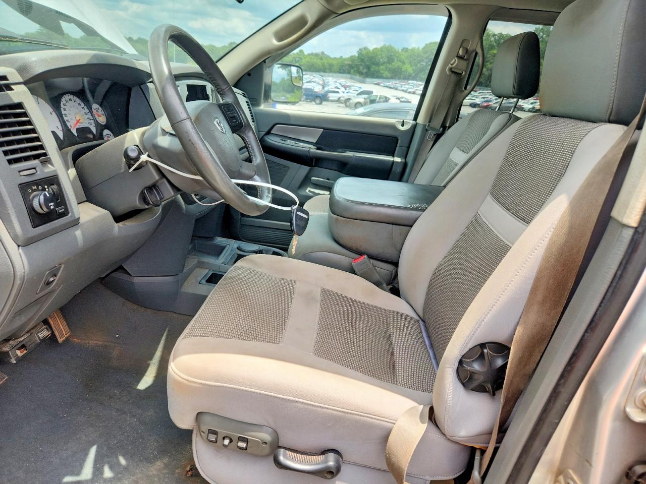 2007 Dodge Ram 2500 Silver vin: 3D7KS29CX7G758659