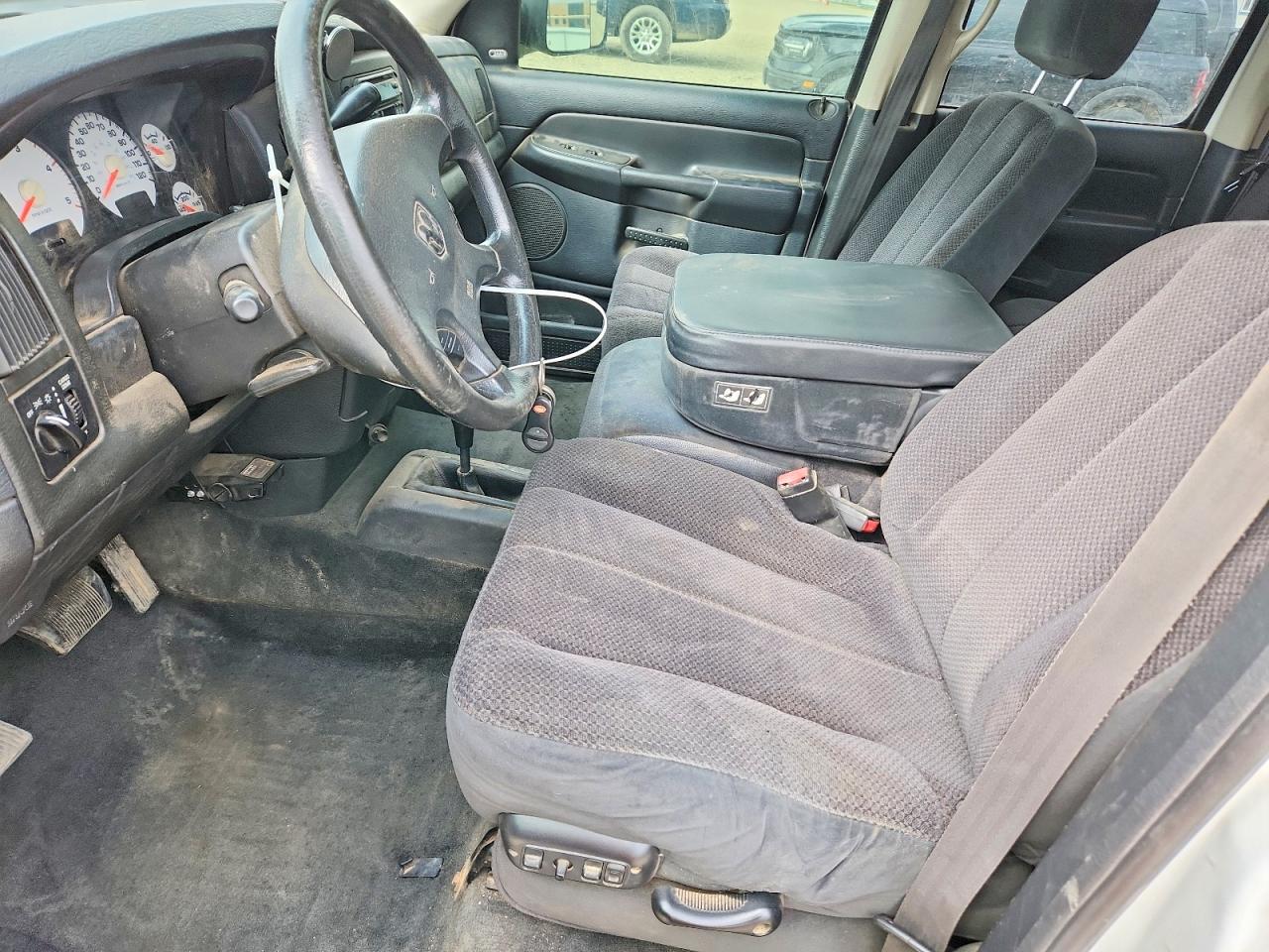 2003 Dodge Ram White vin: 3D7KU286X3G734149