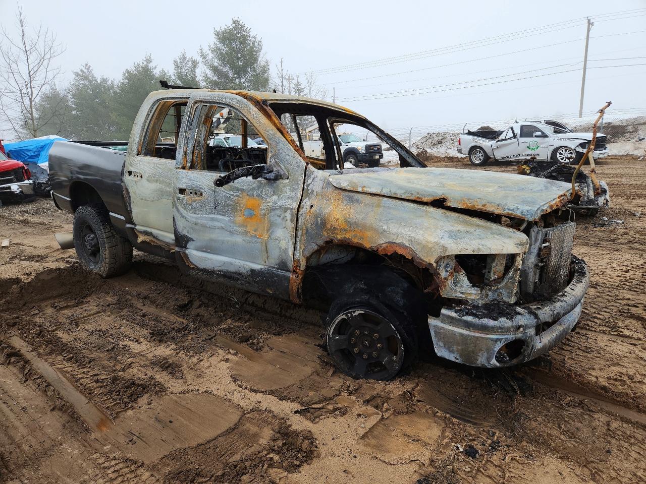 2004 Dodge Ram 2500 St Burn vin: 3D7KU28C44G167072